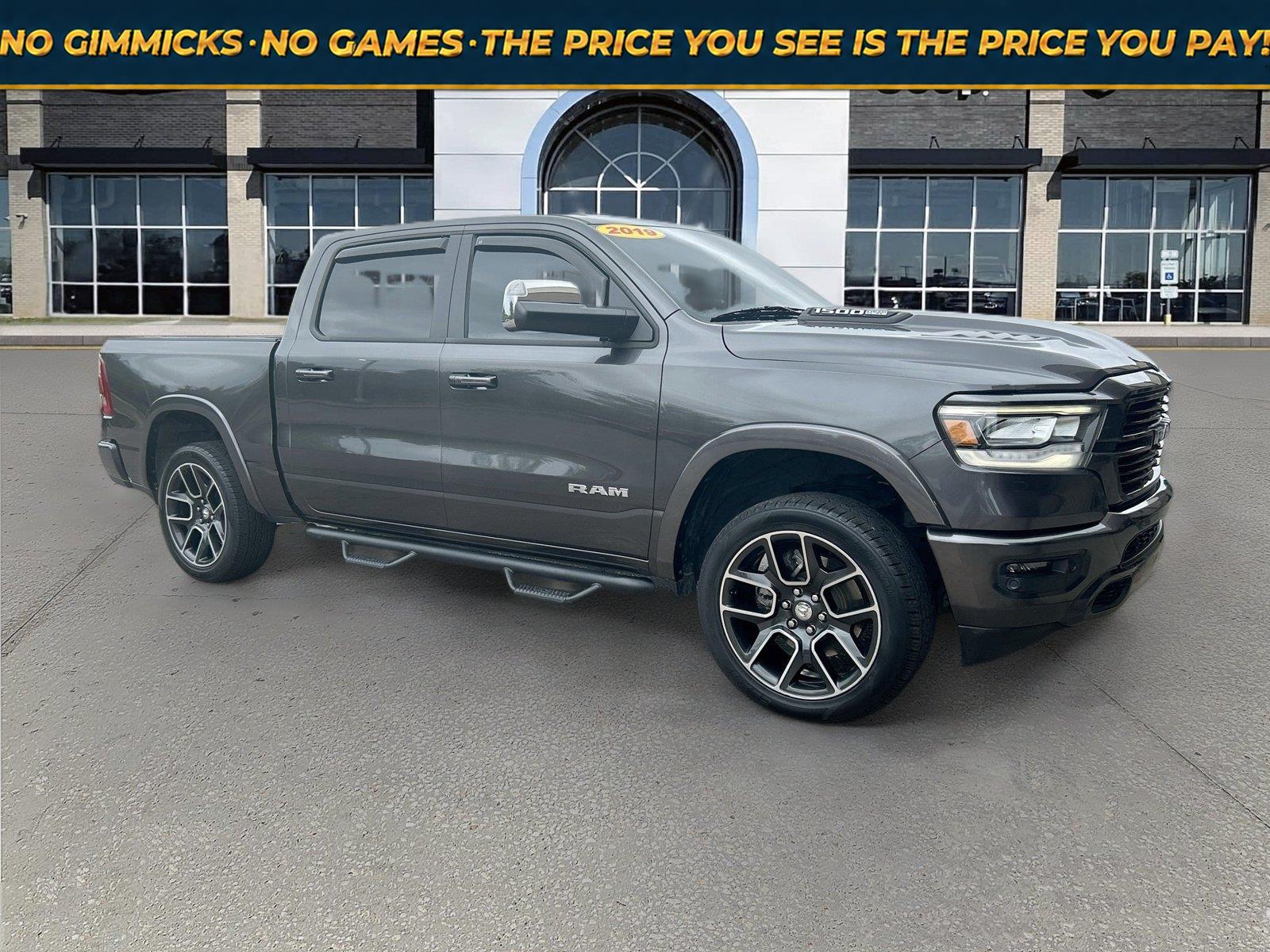  2019 RAM 1500 Laramie Crew Cab 4WD   
