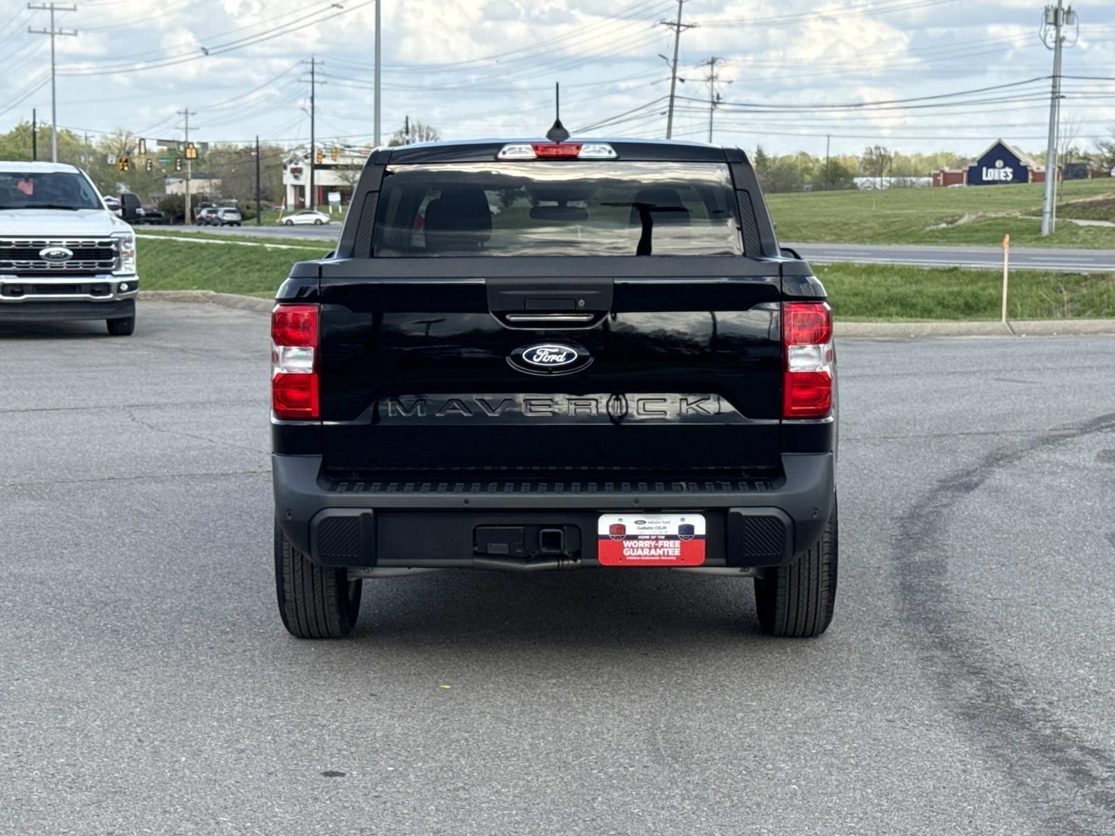 View vehicle photo 5