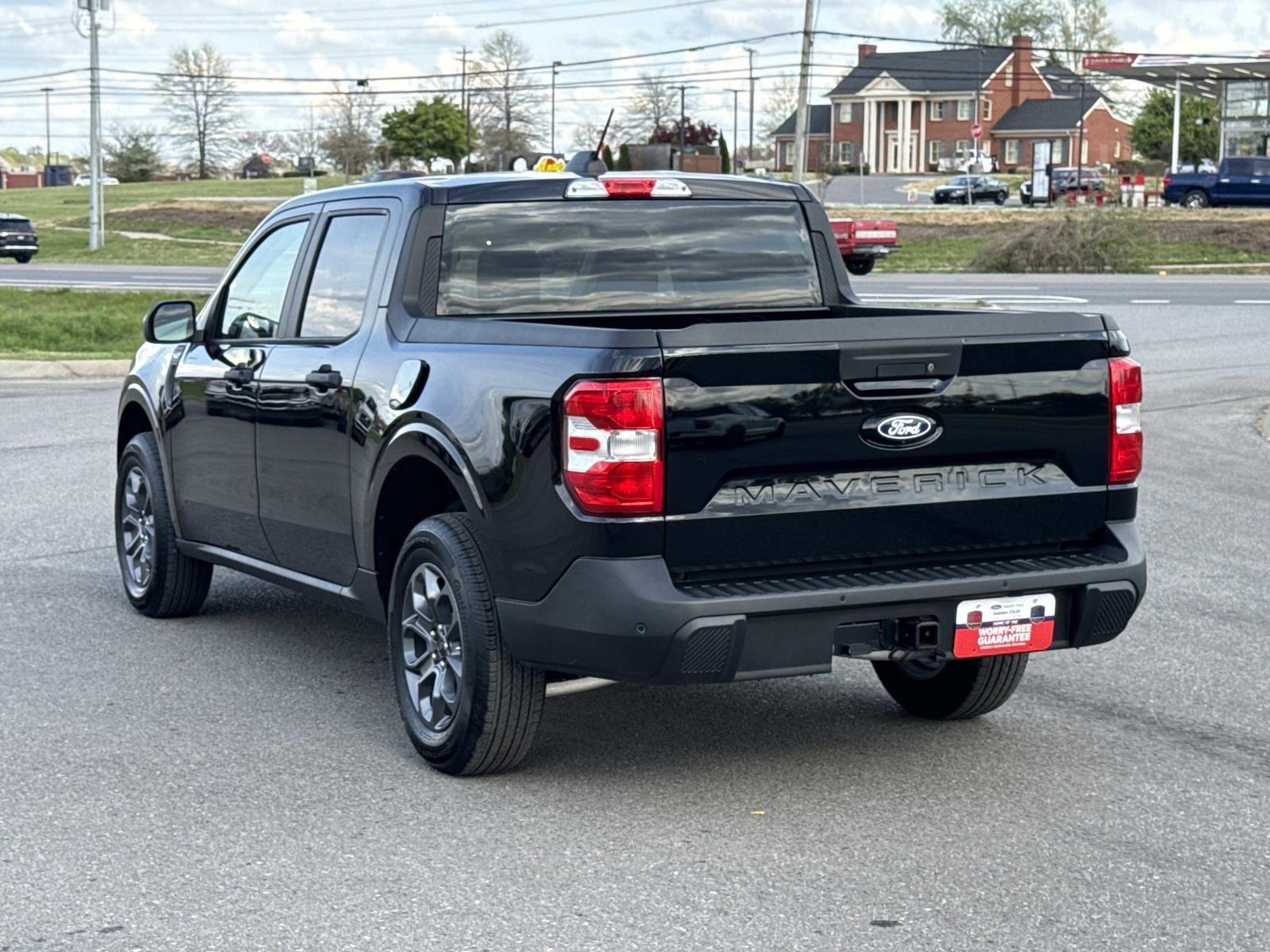 View vehicle photo 6