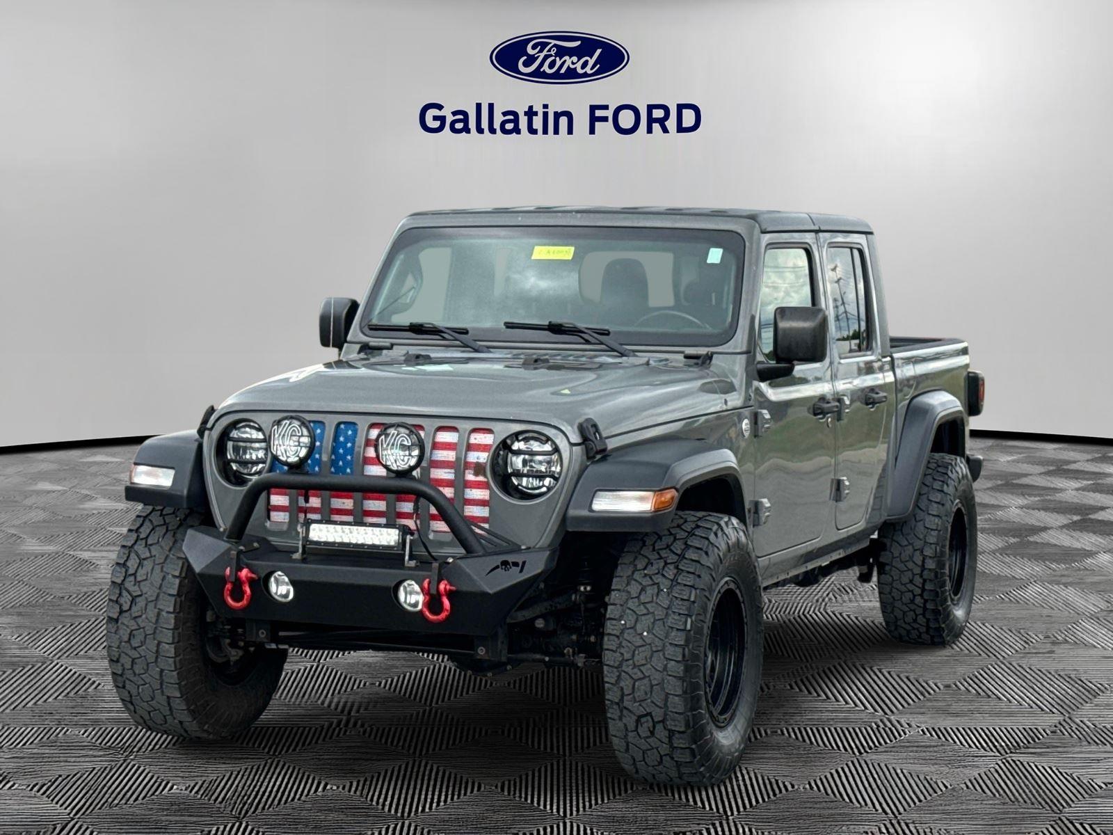 Gator Clearcoat 2020 Jeep Gladiator Sport S Crew Cab 4WD Pickup Truck Four-Wheel Drive 8-Speed Automatic