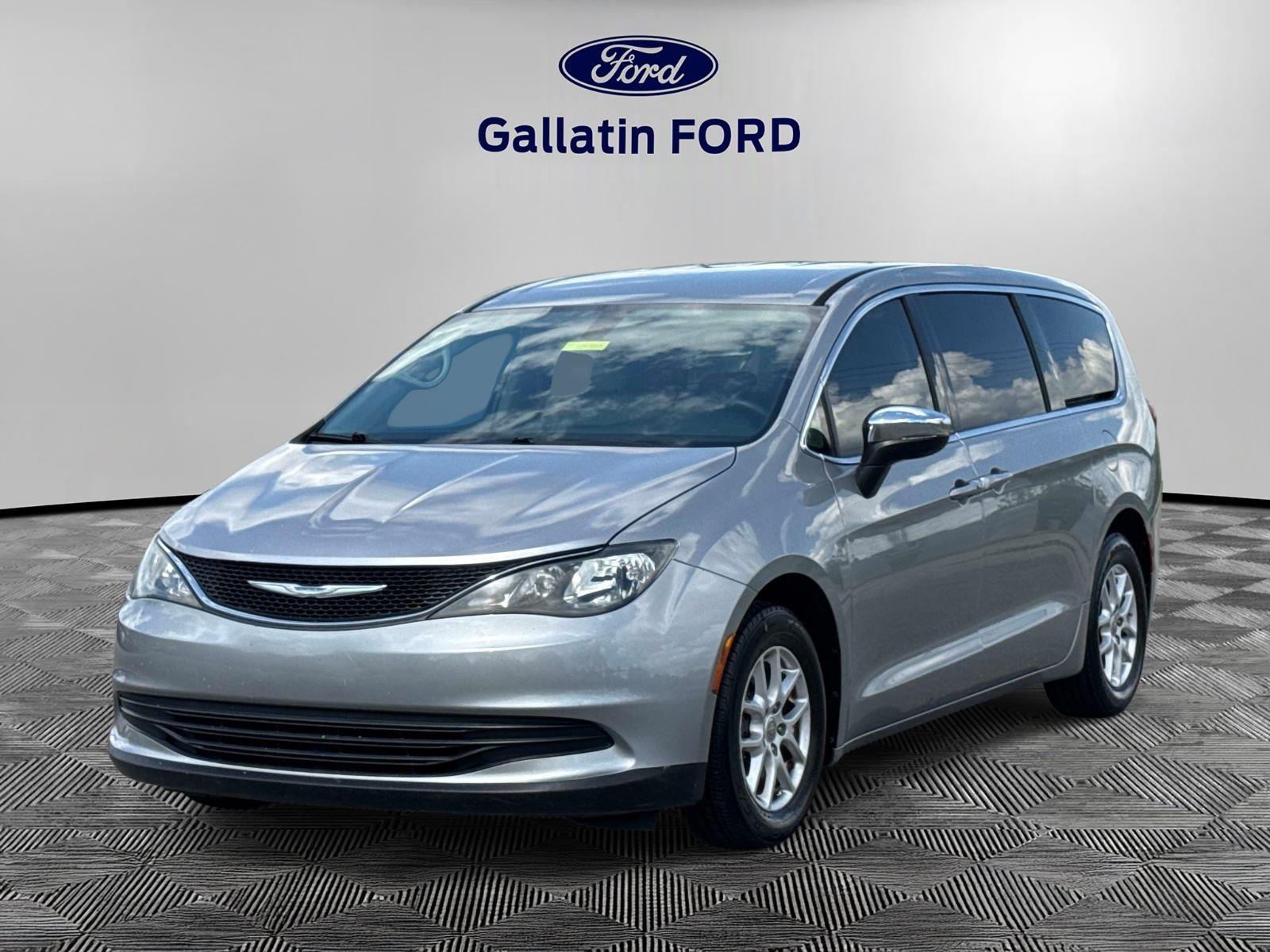 Billet Silver Metallic Clearcoat 2017 Chrysler Pacifica LX FWD Minivan Front-Wheel Drive 9-Speed Automatic