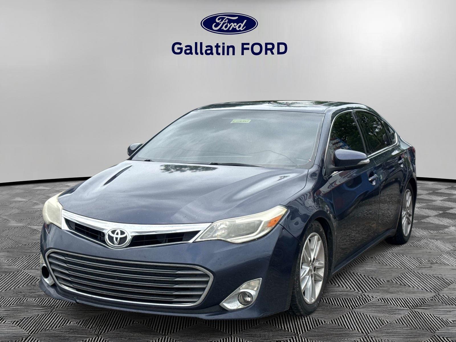 Parisian Night Pearl 2015 Toyota Avalon XLE Sedan Front-Wheel Drive Automatic