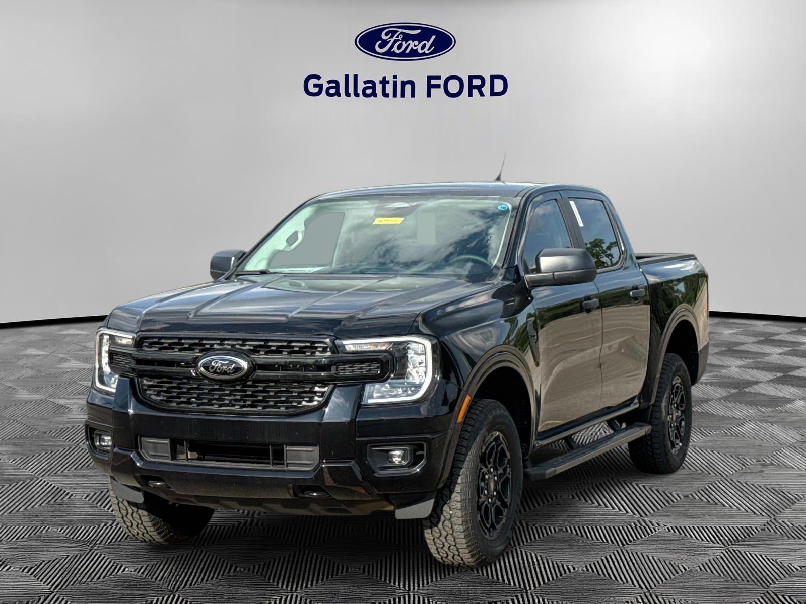 Shadow Black 2025 Ford Ranger XLT SuperCrew 4WD Pickup Truck Four-Wheel Drive Automatic