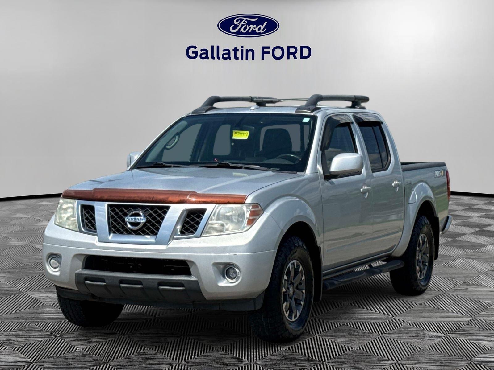 Brilliant Silver 2014 Nissan Frontier PRO-4X Crew Cab 4WD Pickup Truck Four-Wheel Drive Automatic