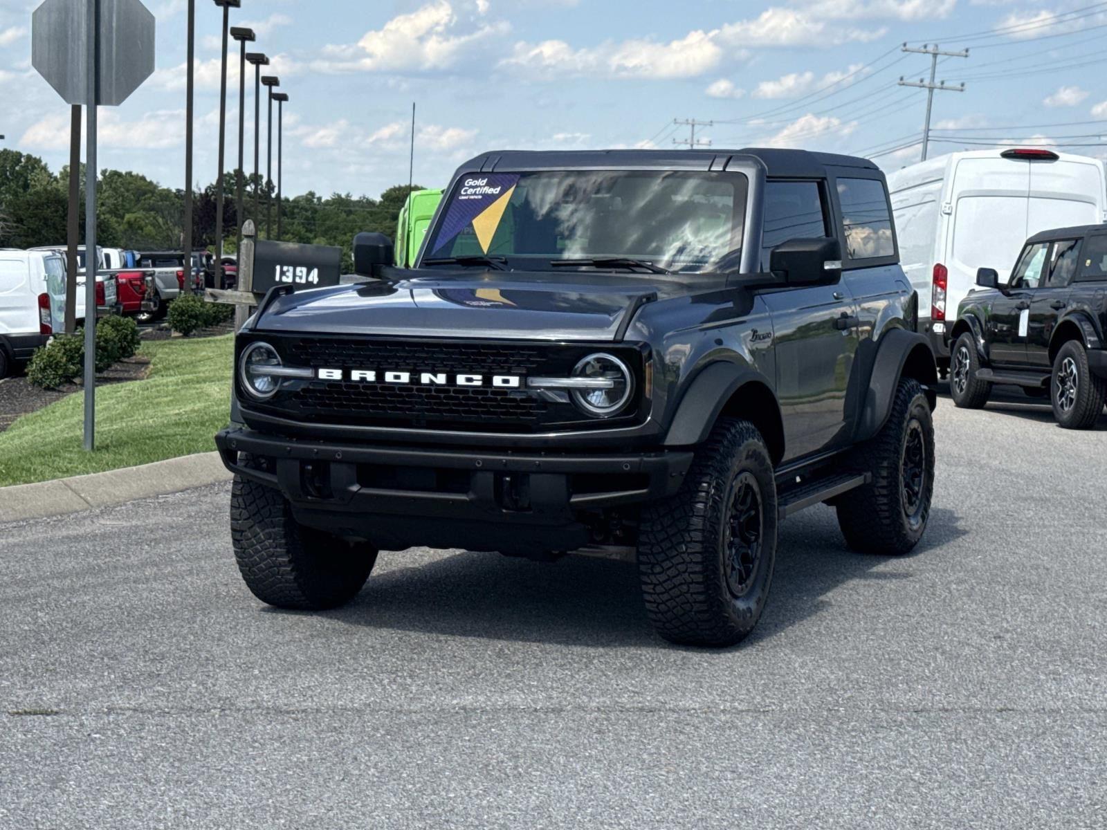 Carbonized Gray Metallic 2023 Ford Bronco Wildtrak Advanced 2-Door 4WD SUV / Crossover Four-Wheel Drive Automatic