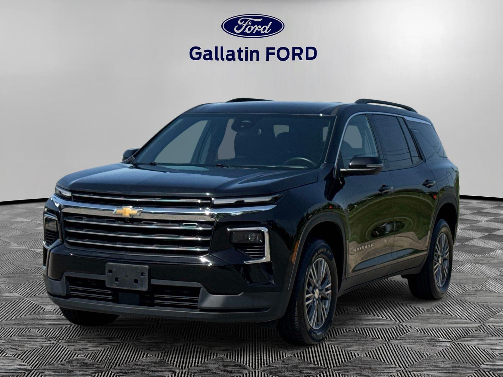 Mosaic Black Metallic 2025 Chevrolet Traverse SUV / Crossover Four-Wheel Drive 8-Speed Automatic