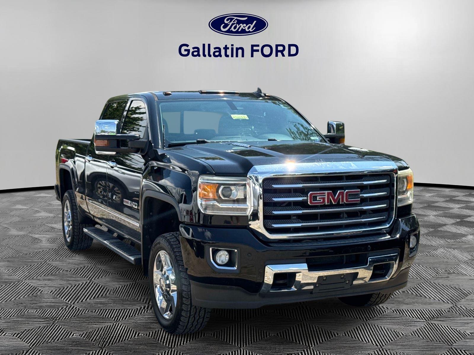 Onyx Black 2015 GMC Sierra 2500HD Pickup Truck Four-Wheel Drive 6-Speed Automatic