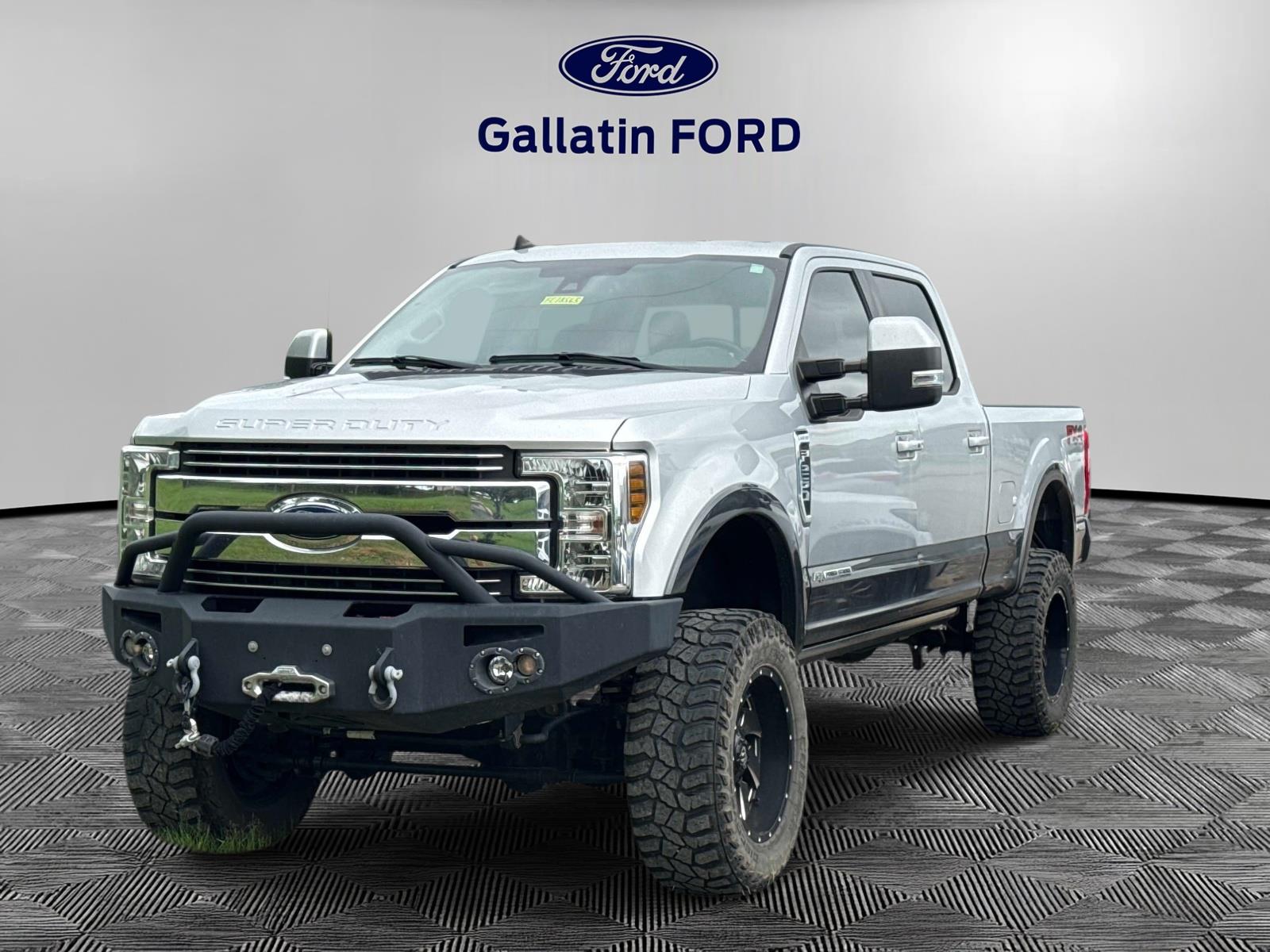 Ingot Silver Metallic 2019 Ford F-250 Super Duty Pickup Truck Four-Wheel Drive 6-Speed Automatic