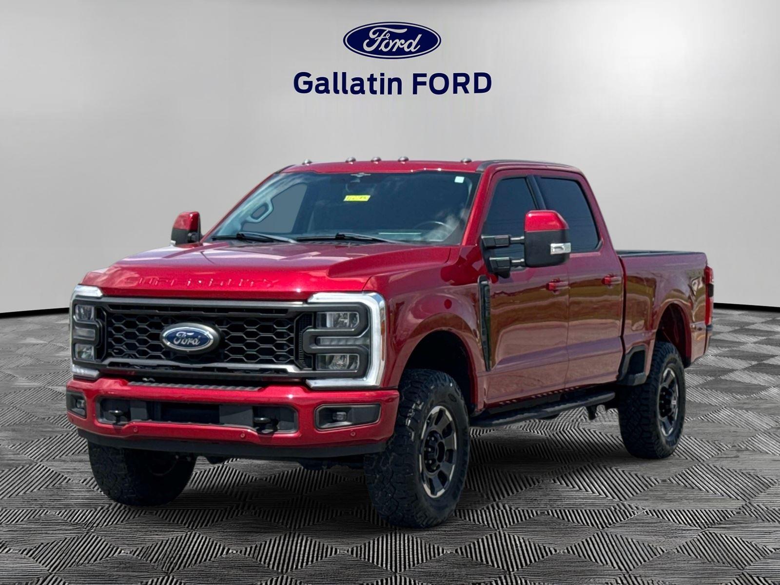 Rapid Red Metallic Tinted Clearcoat 2023 Ford F-250 Super Duty Pickup Truck Four-Wheel Drive Automatic