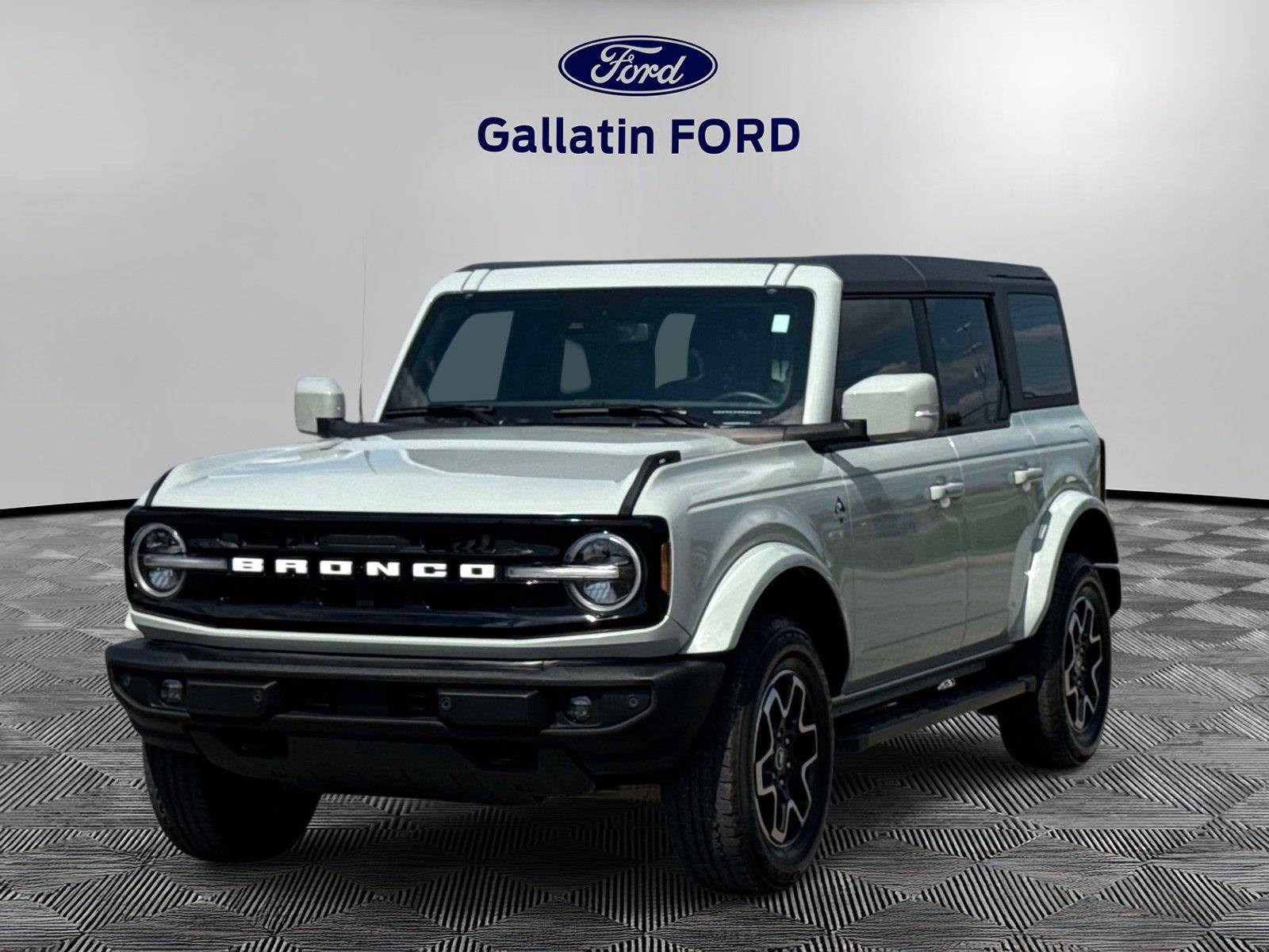 2024 Ford Bronco Outer Banks 4-Door 4WD