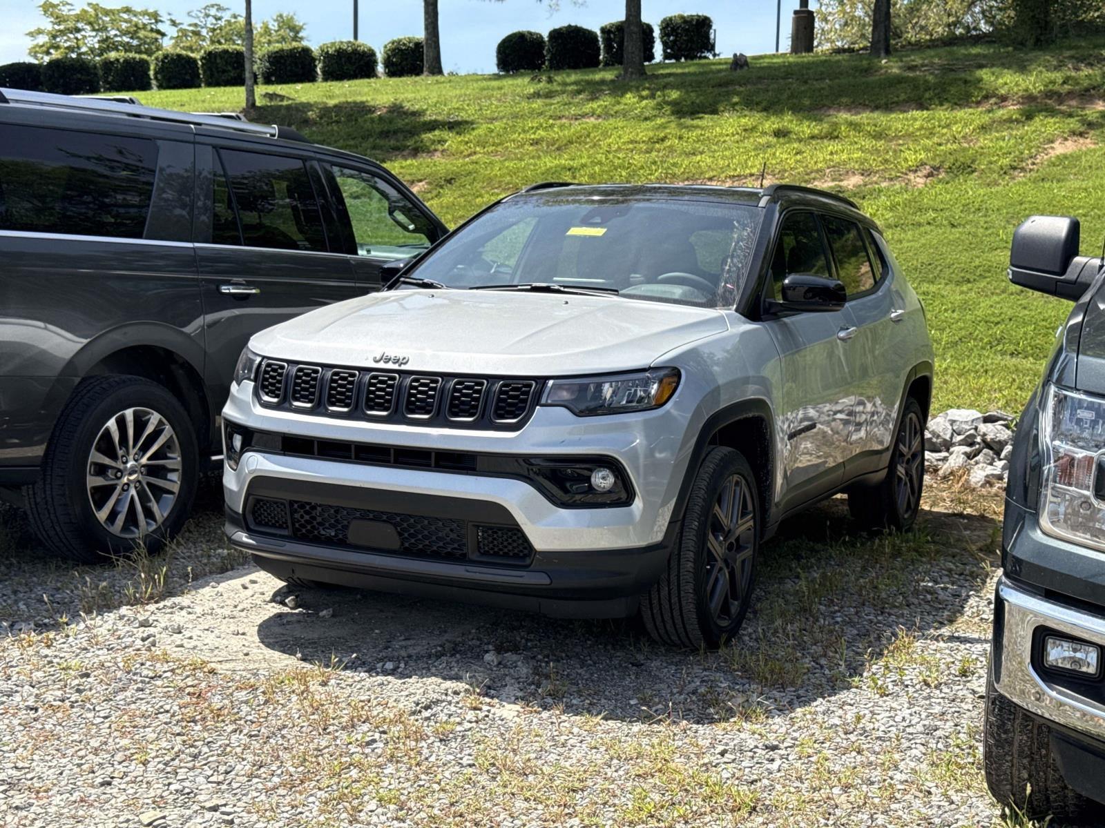 Silver Zynith Metallic Clearcoat 2026 Jeep Compass SUV / Crossover Four-Wheel Drive 8-Speed Automatic