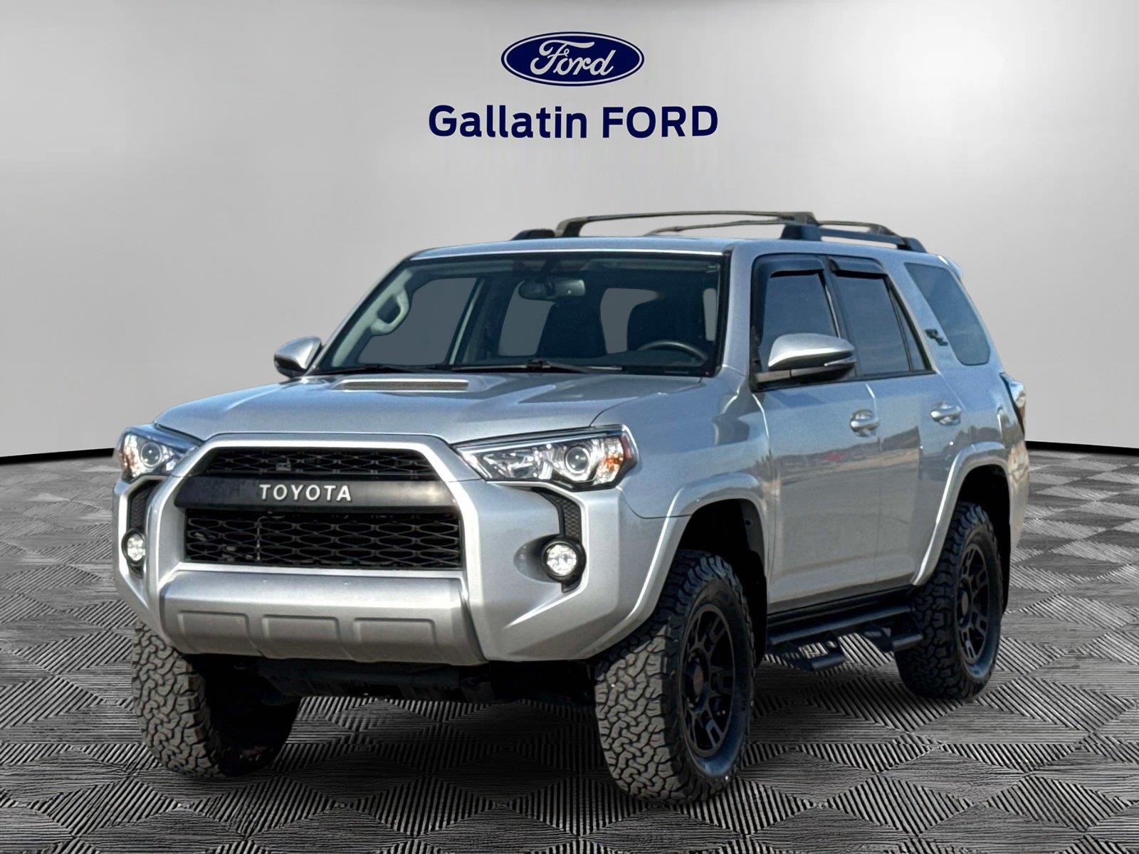 Classic Silver Metallic 2019 Toyota 4Runner SUV / Crossover Four-Wheel Drive Automatic