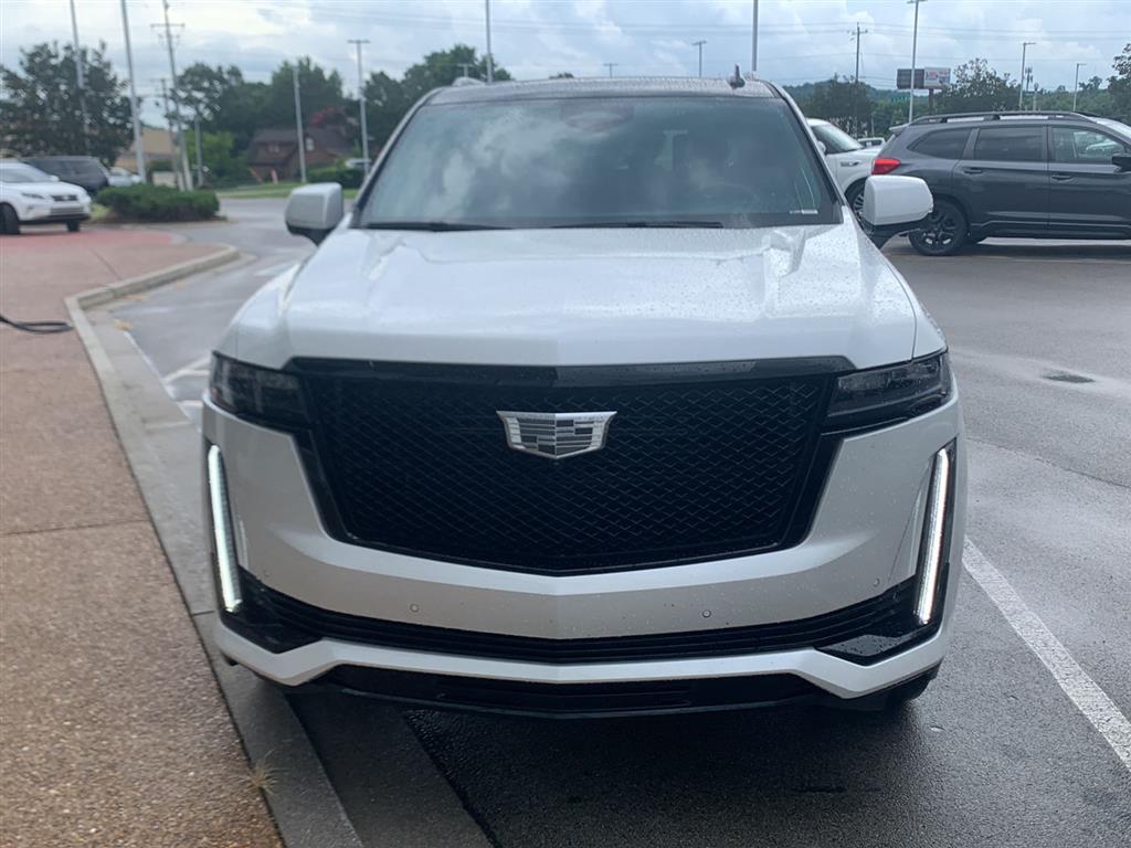 Crystal White Tricoat 2024 Cadillac Escalade SUV / Crossover Four-Wheel Drive Automatic