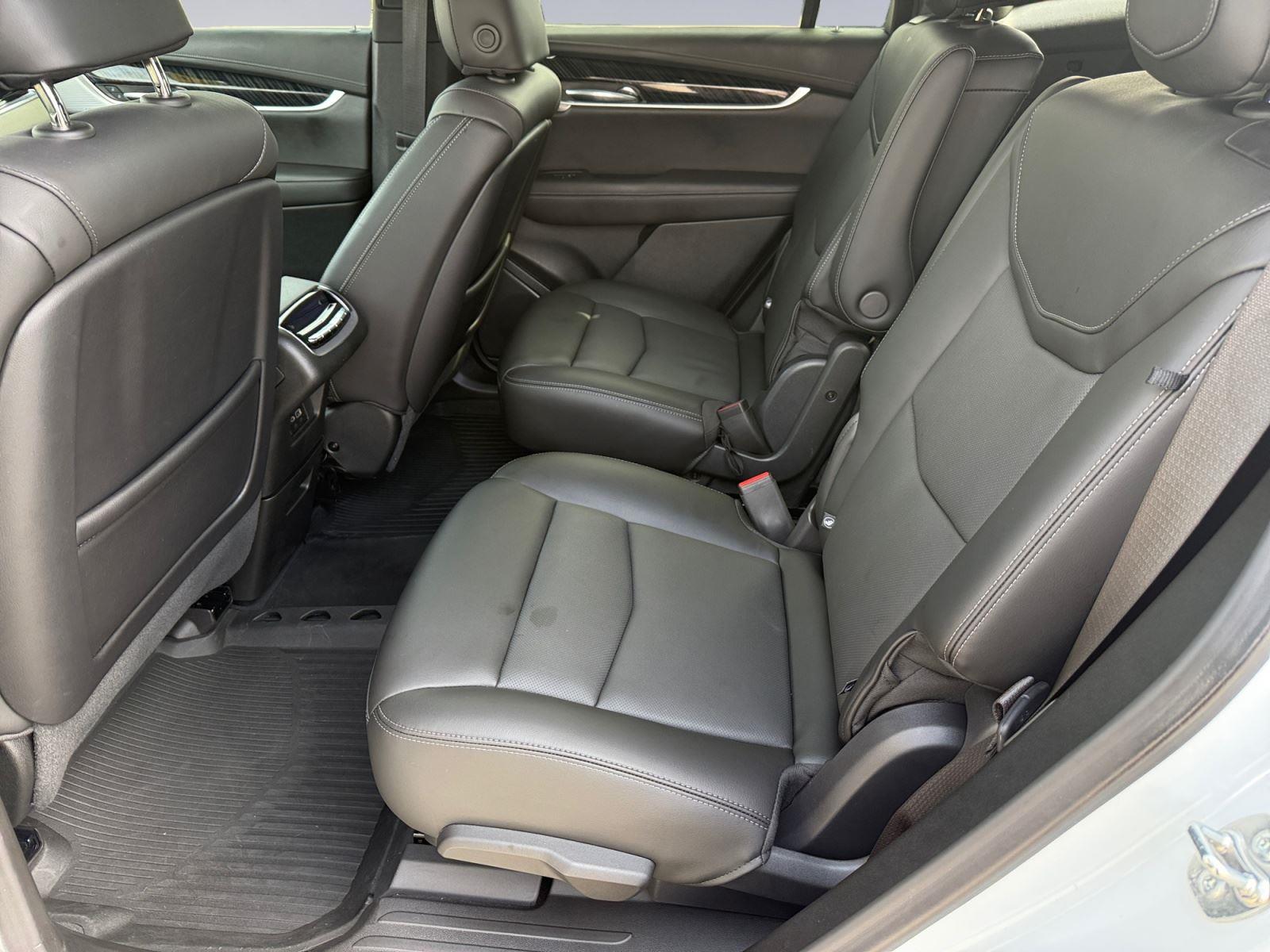 2024 Cadillac XT6 Premium Luxury - Photo 16