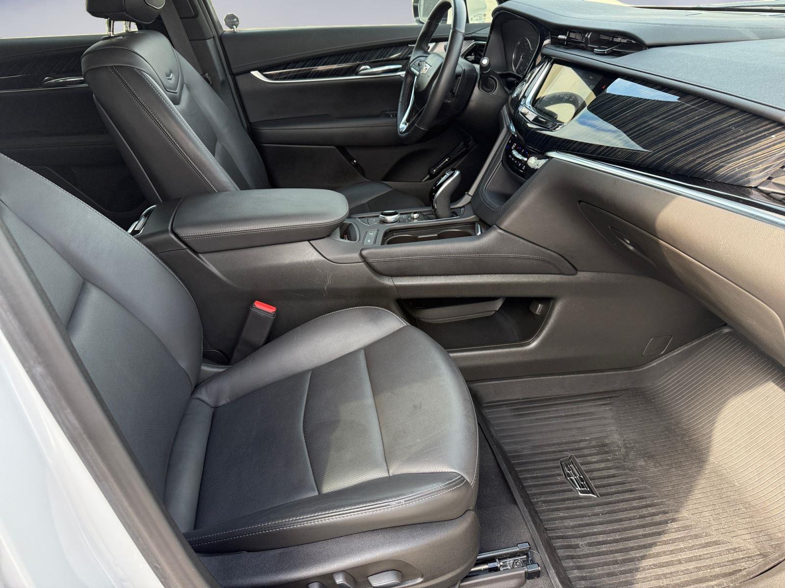 2024 Cadillac XT6 Premium Luxury - Photo 20