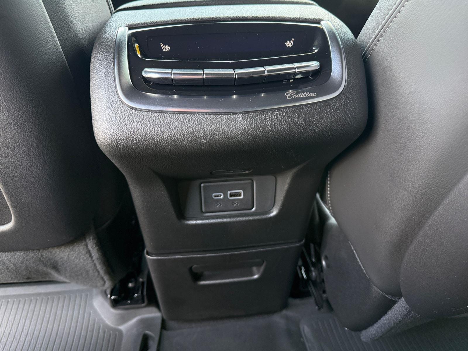 2024 Cadillac XT6 Premium Luxury - Photo 21