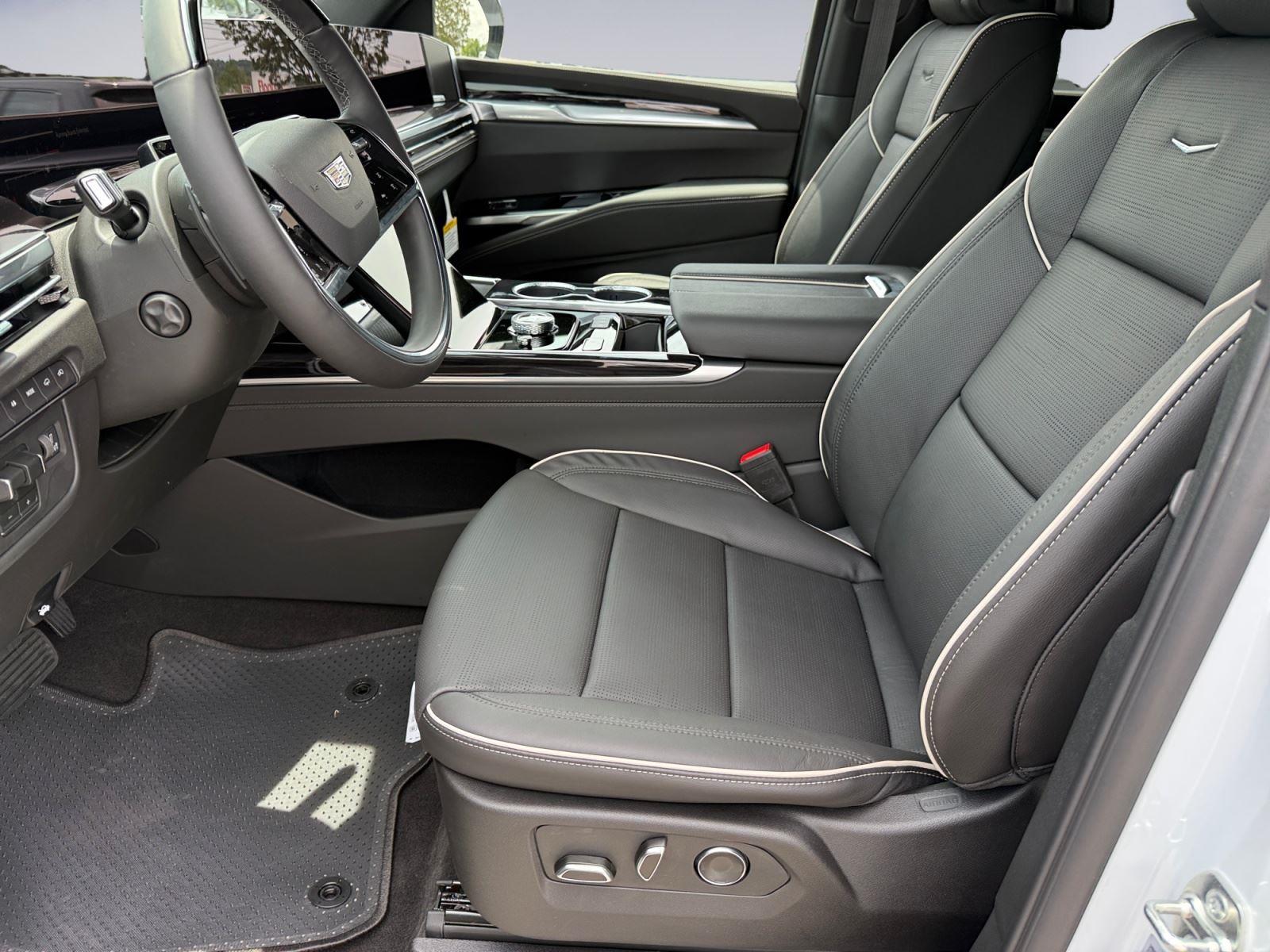 2026 Cadillac Escalade Sport - Photo 10