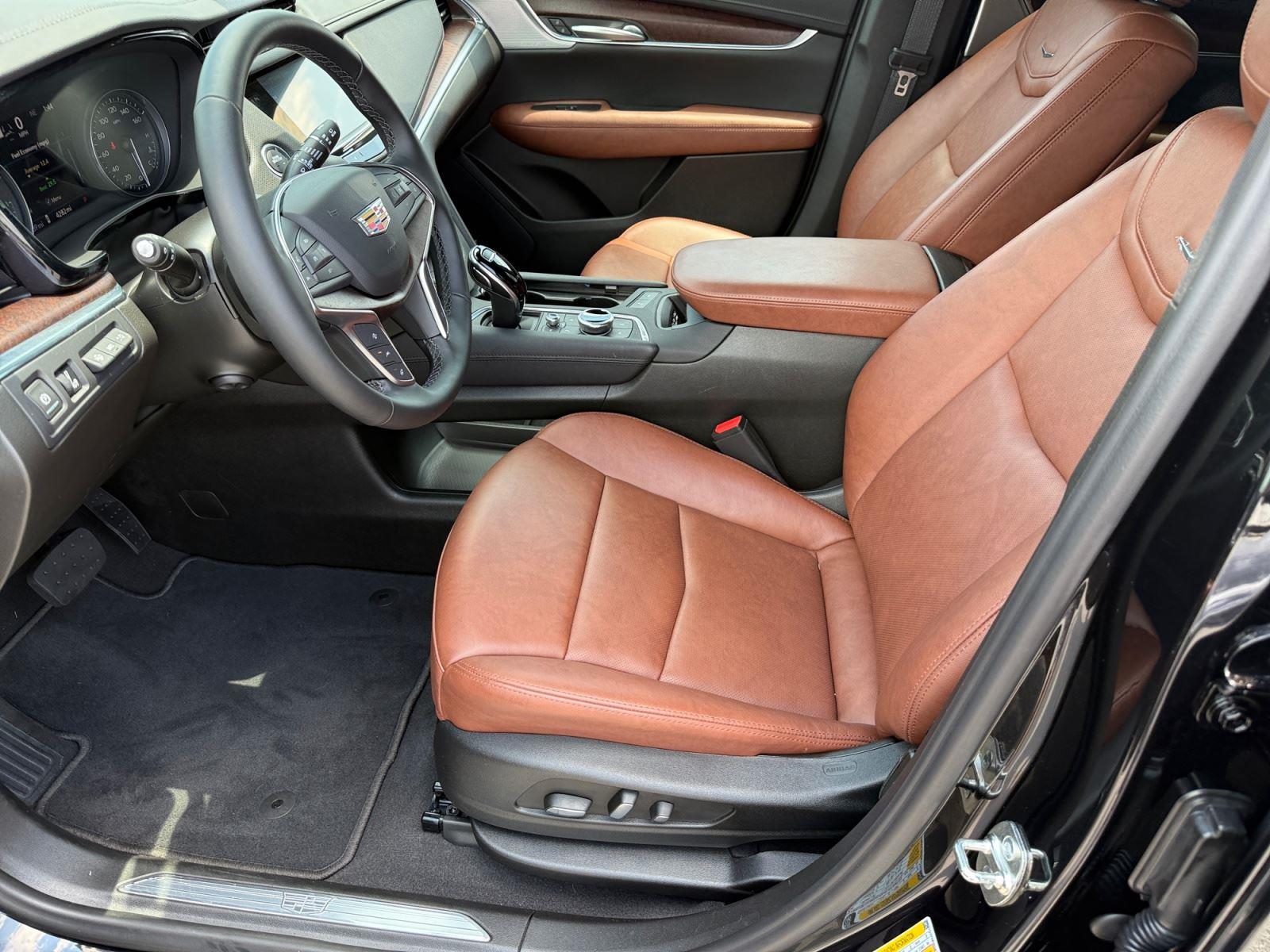 2026 Cadillac XT5 Premium Luxury - Photo 10