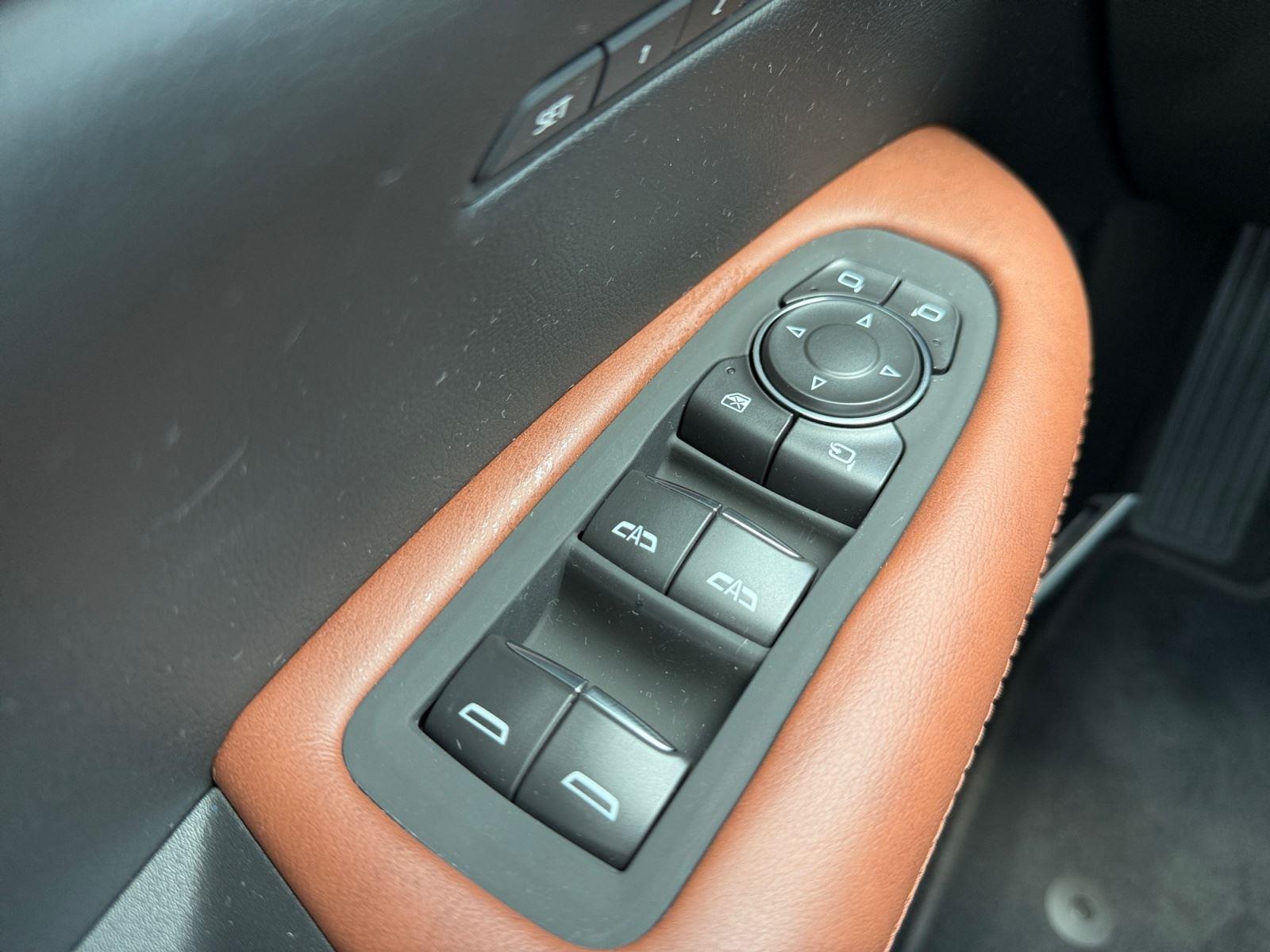 2026 Cadillac XT5 Premium Luxury - Photo 18