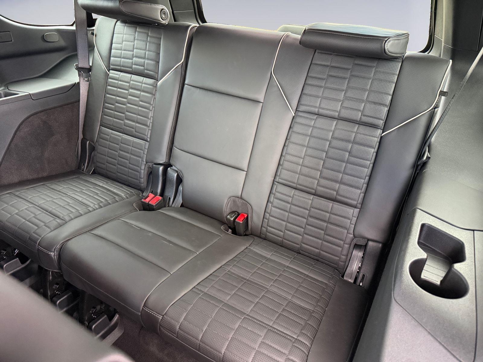 2026 Cadillac Escalade Platinum Sport - Photo 12