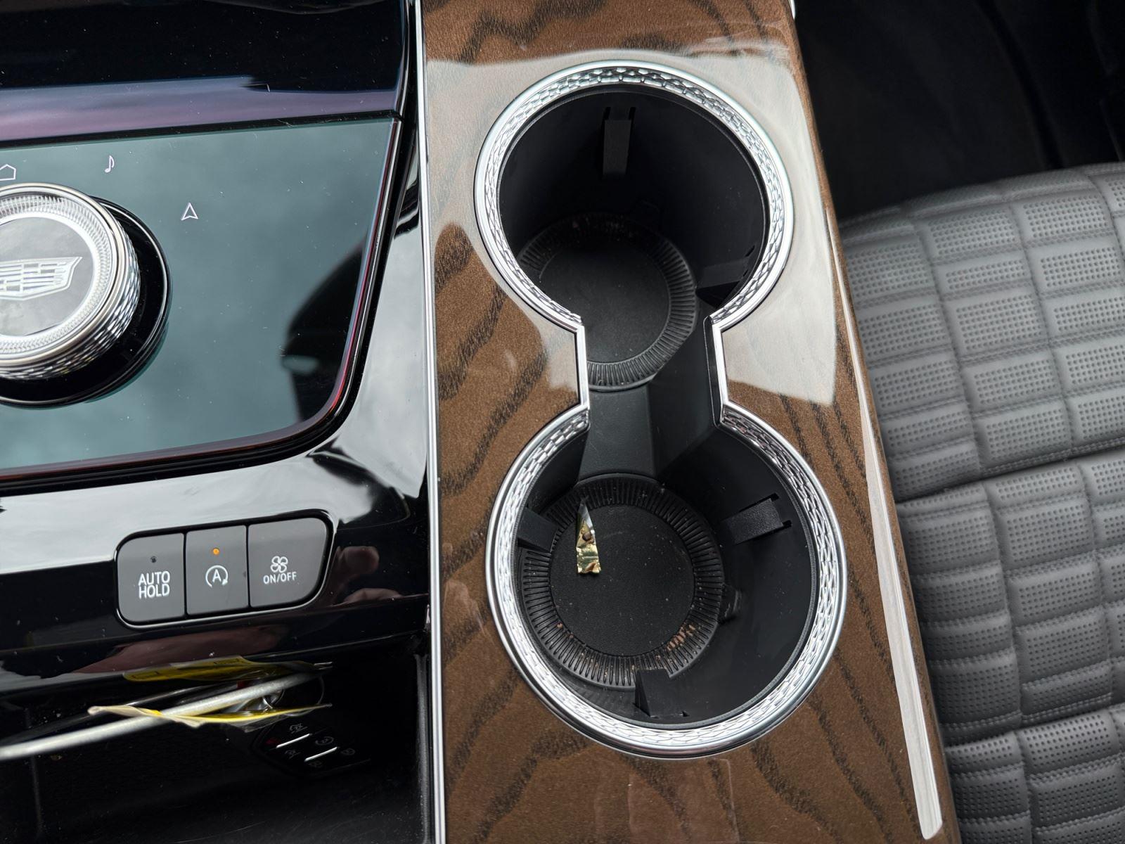 2026 Cadillac Escalade Platinum Sport - Photo 28
