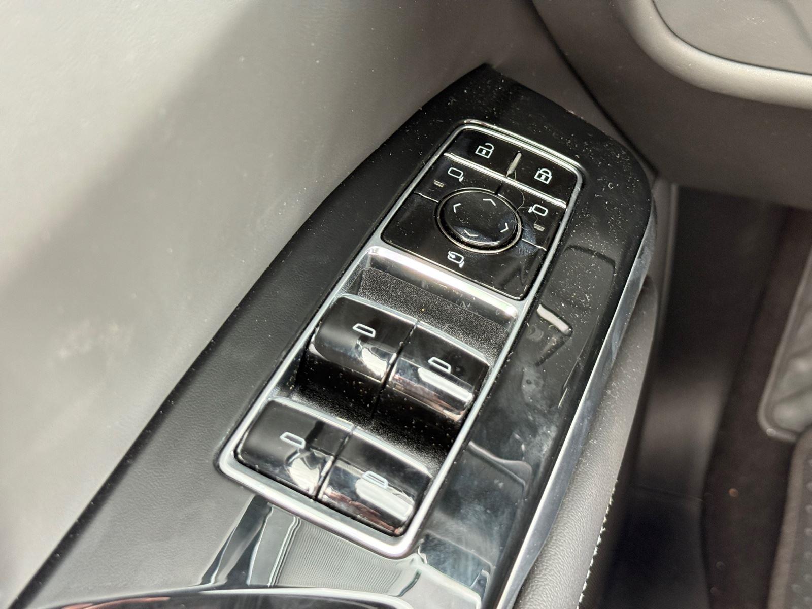 2026 Cadillac Escalade Platinum Sport - Photo 18