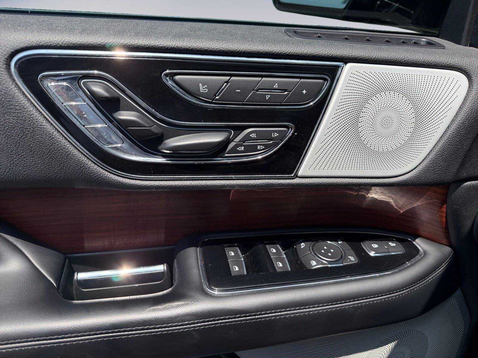 2020 Lincoln Navigator Reserve L - Photo 24