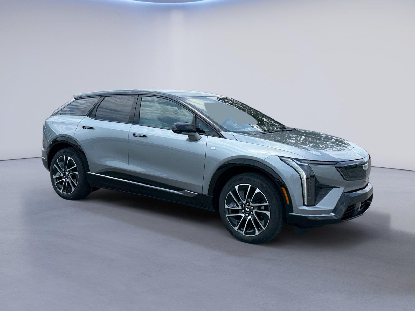 Argent Silver Metallic 2027 Cadillac OPTIQ SUV / Crossover All-Wheel Drive Automatic