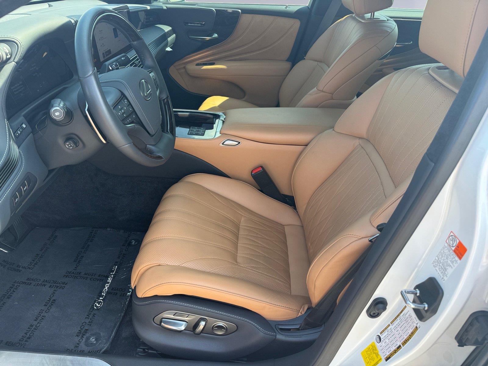 2024 Lexus LS Base - Photo 14