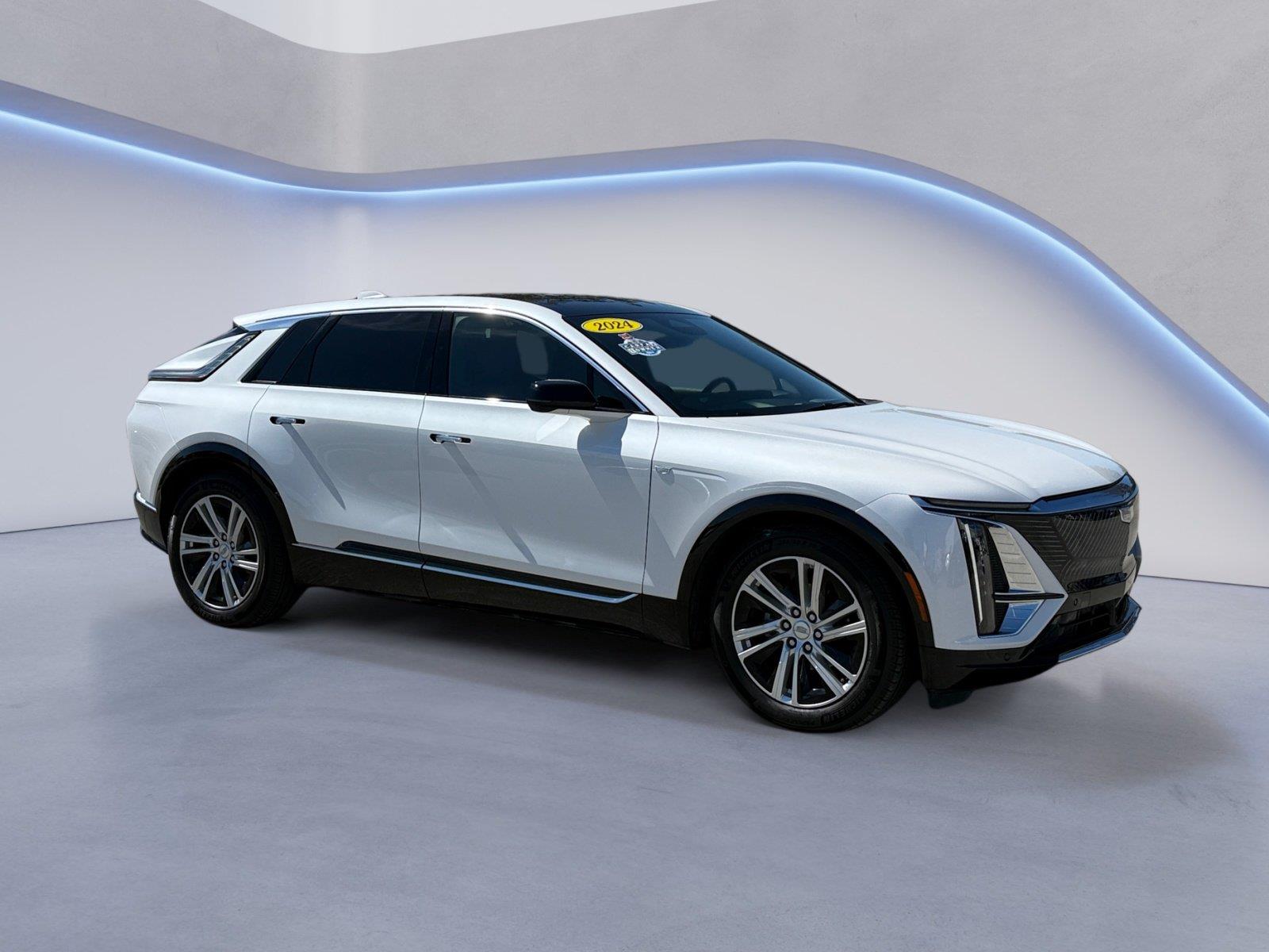2024 CADILLAC LYRIQ Tech
