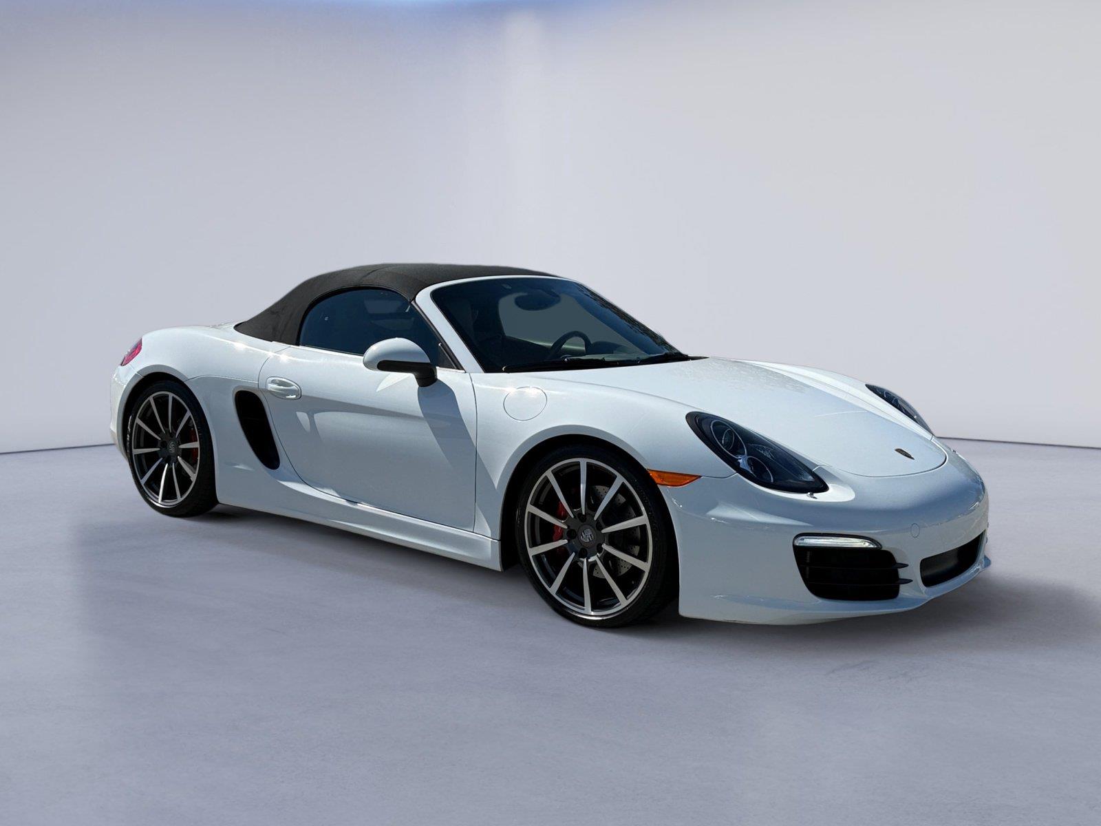White 2013 Porsche Boxster Convertible Rear-Wheel Drive 6-Speed Manual