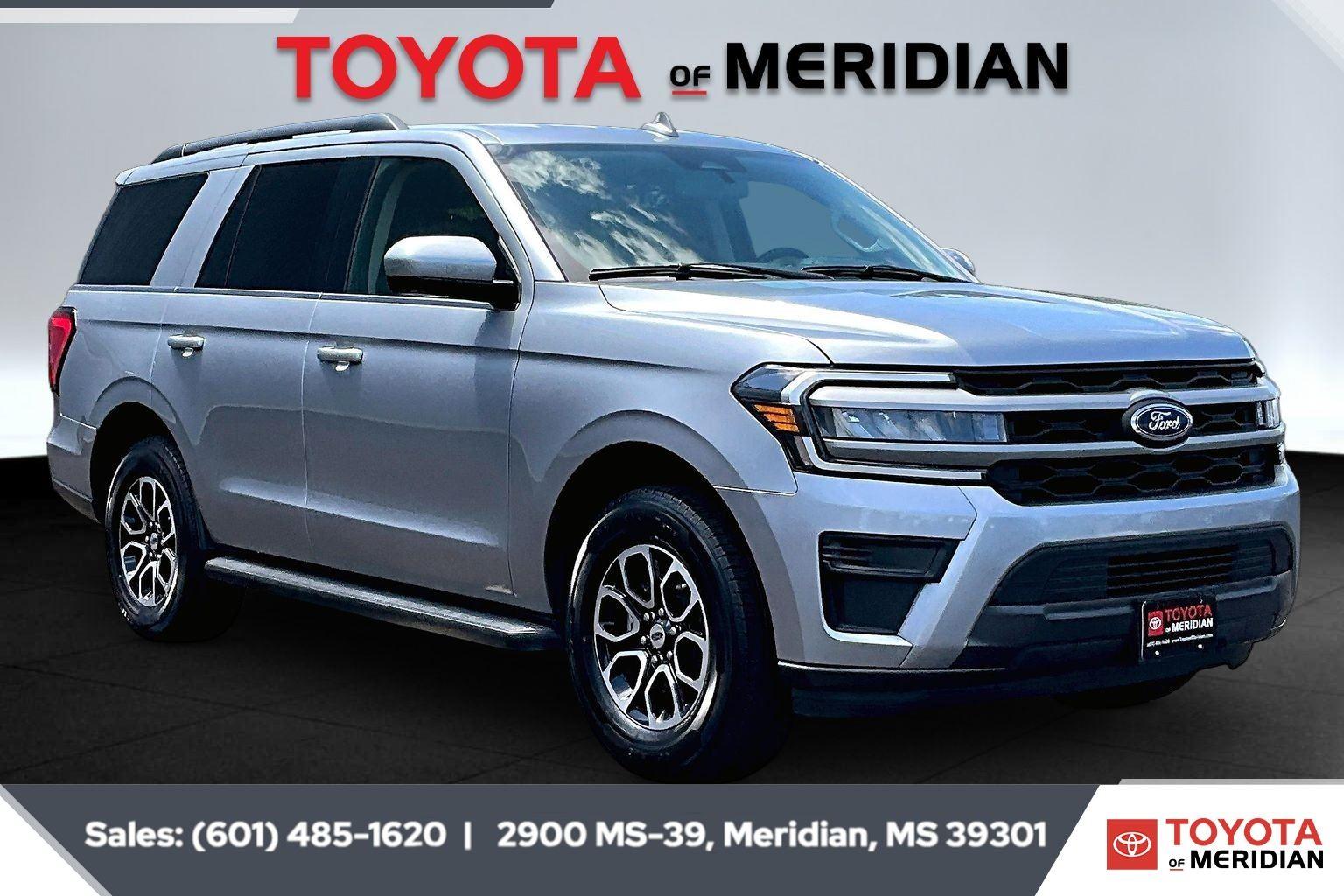 Iconic Silver 2024 Ford Expedition XLT RWD SUV / Crossover 4X2 Automatic