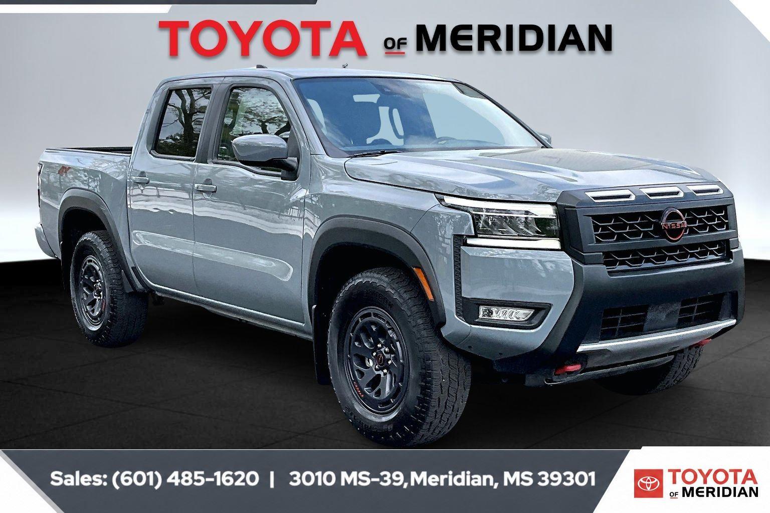 Boulder Gray Pearl 2025 Nissan Frontier PRO-4X Crew Cab 4WD Pickup Truck Four-Wheel Drive Automatic