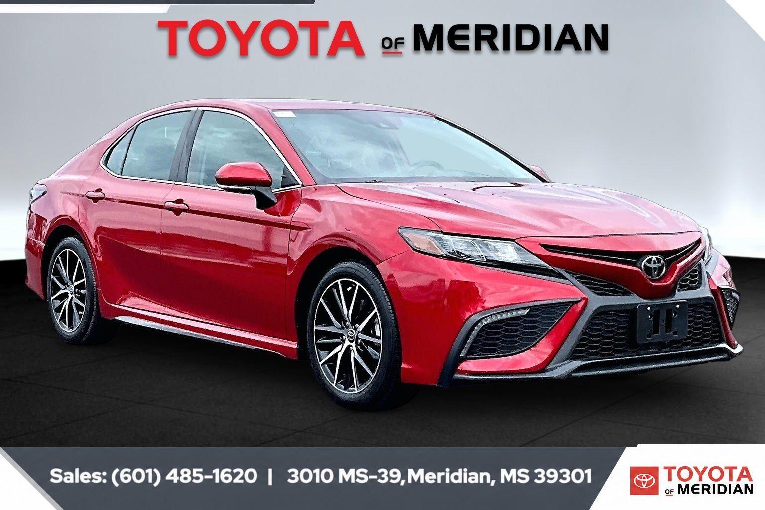  2023 Toyota Camry SE FWD   