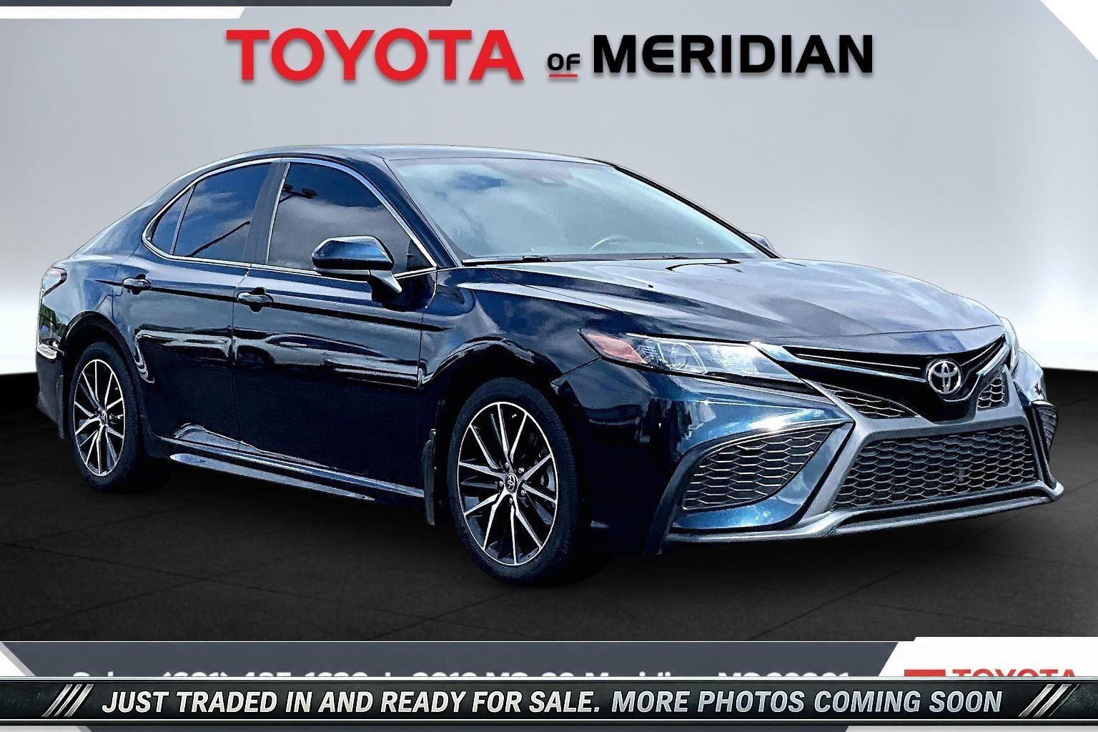 Teal (Galactic Aqua Mica) 2021 Toyota Camry Sedan Front-Wheel Drive 8-Speed Automatic
