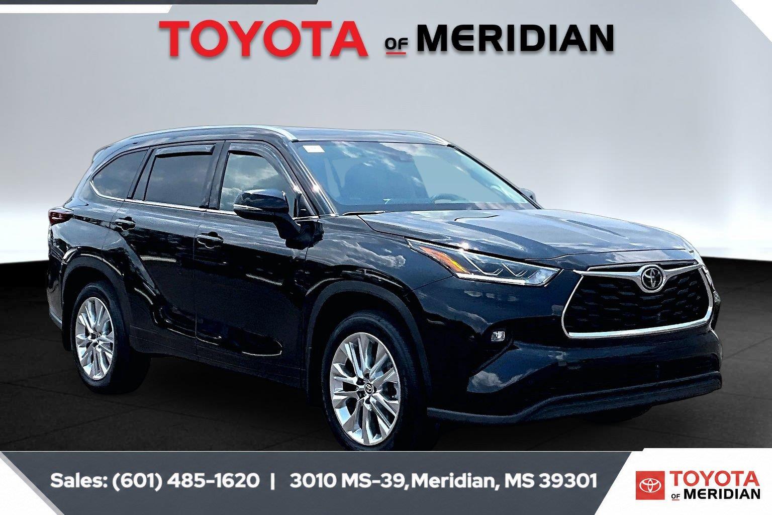 Midnight Black Metallic 2026 Toyota Highlander SUV / Crossover All-Wheel Drive 8-Speed Automatic