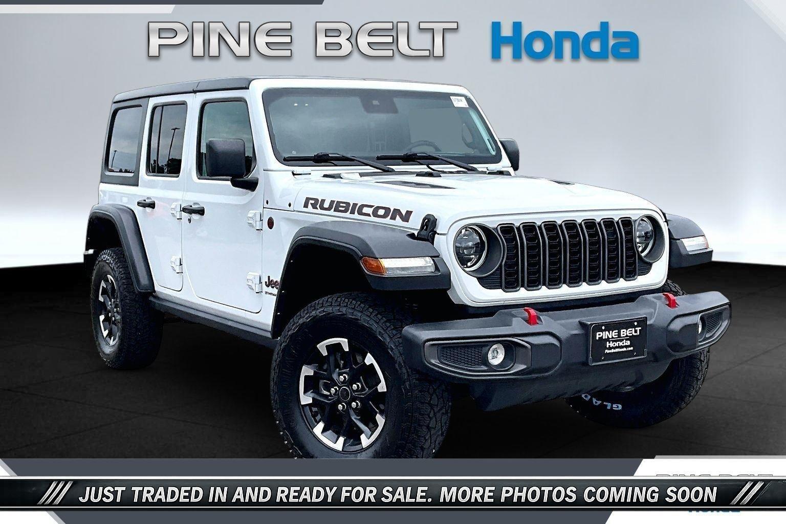 Bright White Clearcoat 2025 Jeep Wrangler Rubicon 4-Door 4WD SUV / Crossover Four-Wheel Drive 8-Speed Automatic