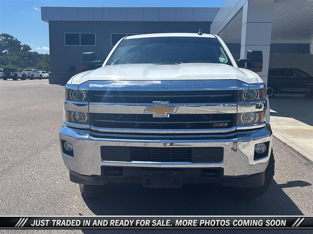  2018 Chevrolet Silverado 2500HD LT Crew Cab 4WD Pickup Truck Four-Wheel Drive 
