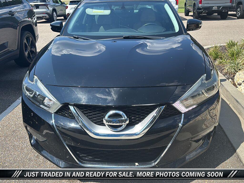 Super Black 2018 Nissan Maxima Sedan Front-Wheel Drive Continuously Variable Transmission