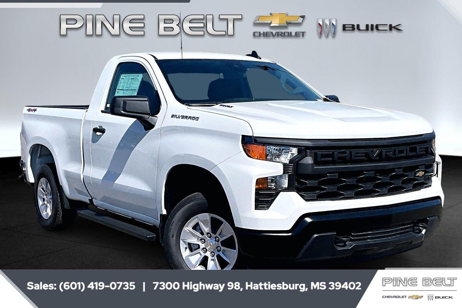Summit White 2026 Chevrolet Silverado 1500 Pickup Truck Four-Wheel Drive 8-Speed Automatic