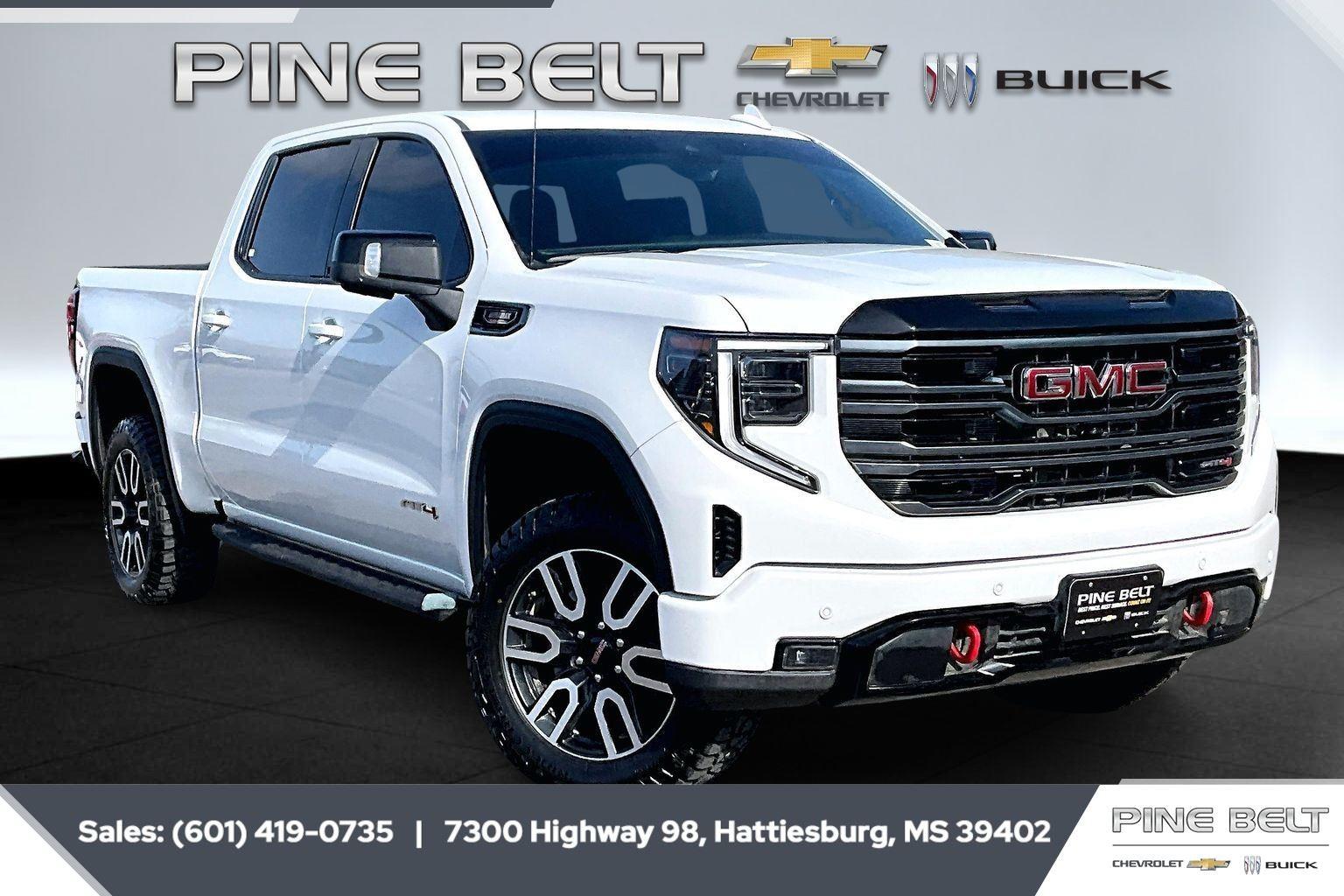 2025 GMC Sierra 1500 AT4 Crew Cab 4WD