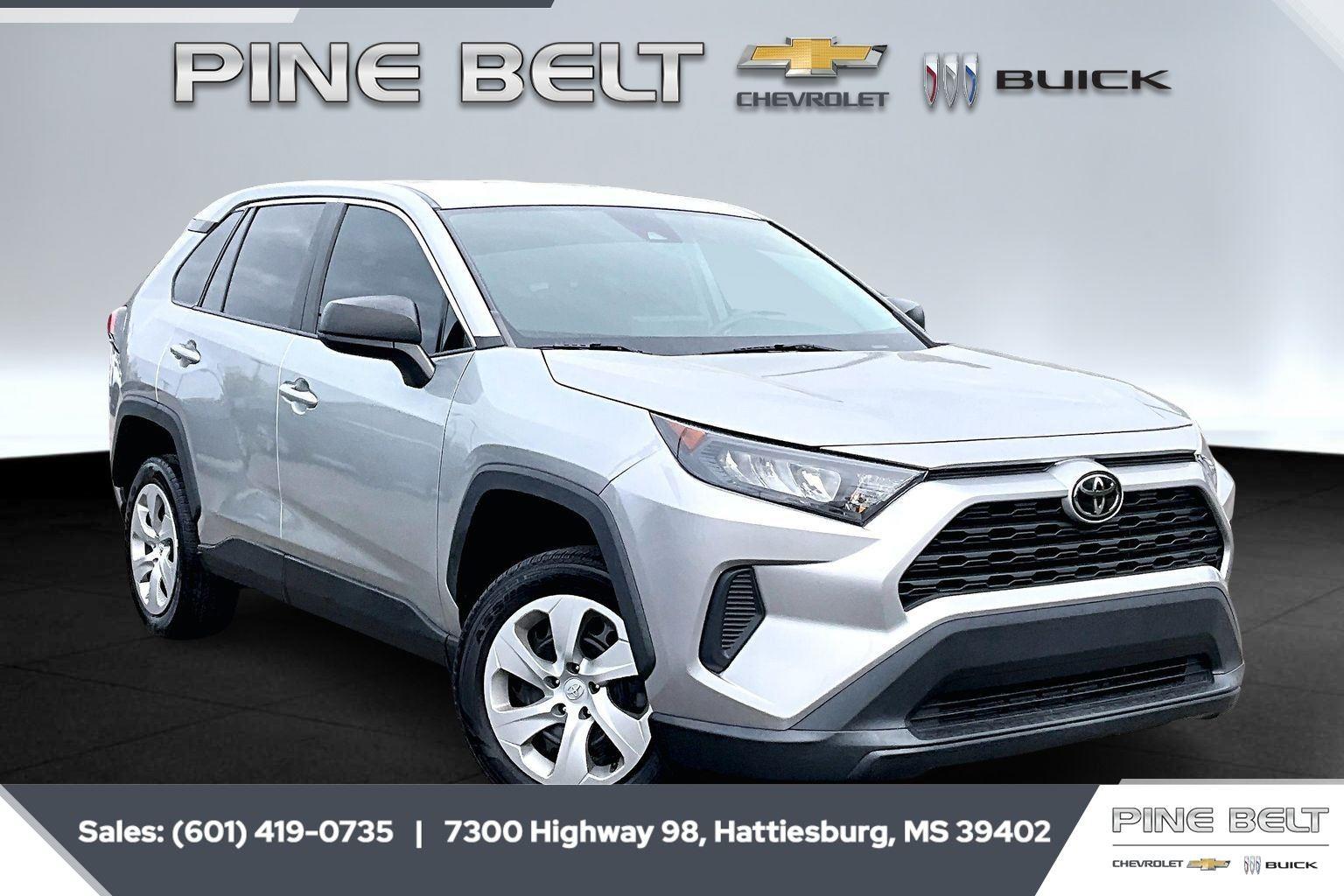 Silver Sky Metallic 2022 Toyota RAV4 LE FWD SUV / Crossover Front-Wheel Drive 8-Speed Automatic