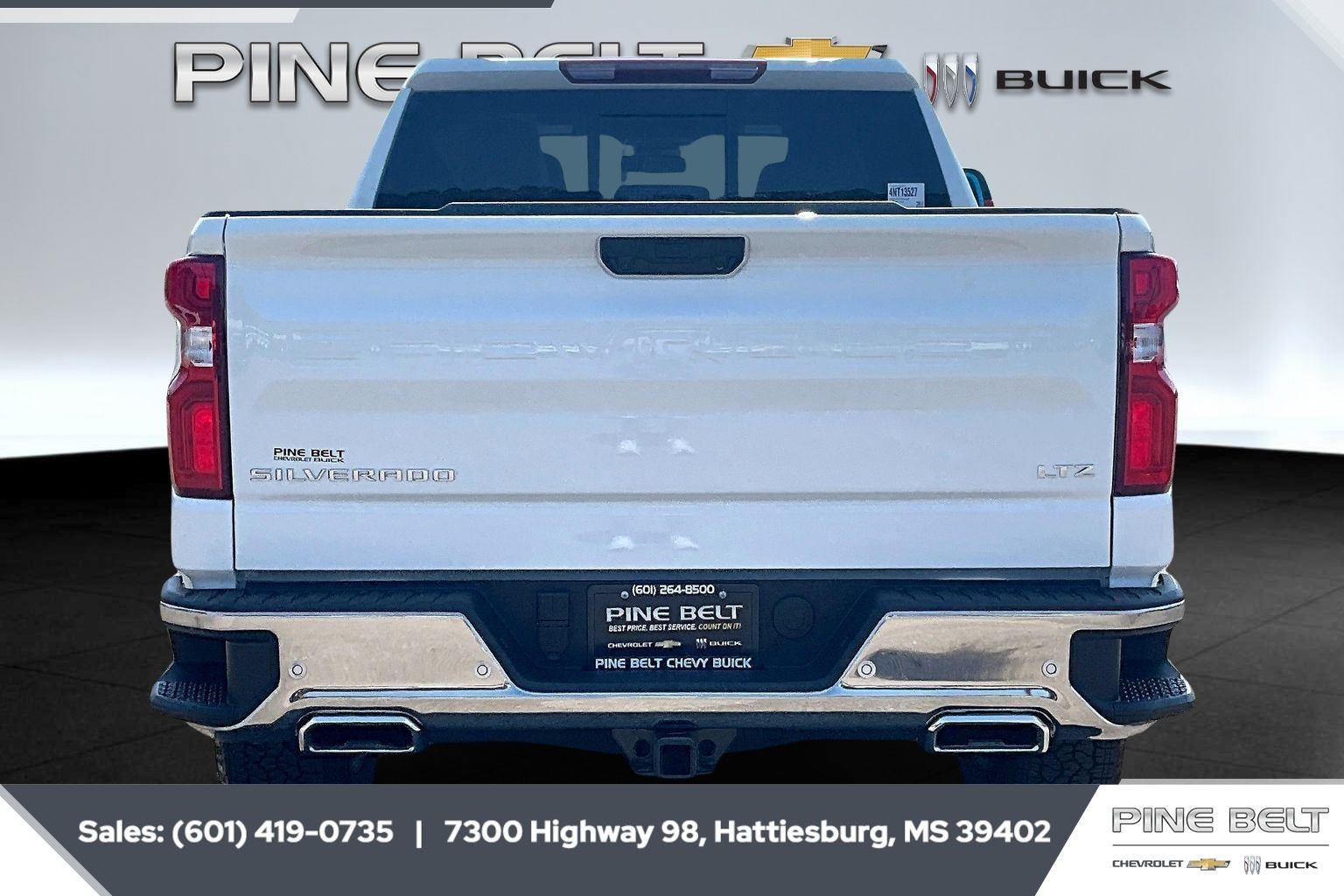 View vehicle photo 4