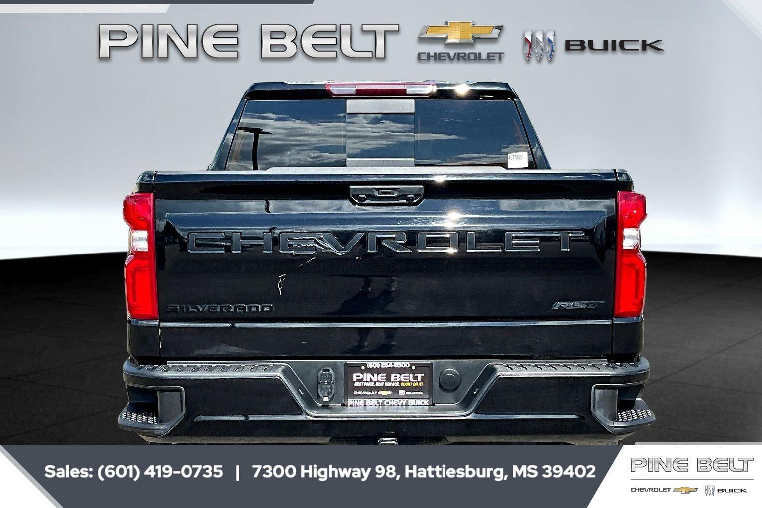 View vehicle photo 4