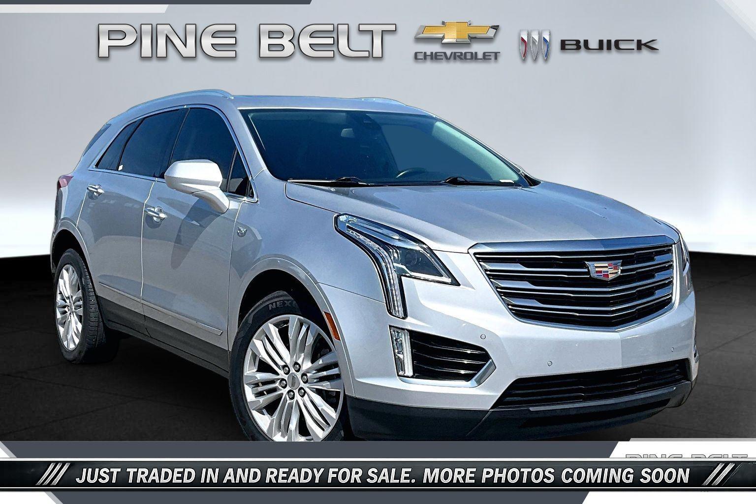 Radiant Silver Metallic 2019 Cadillac XT5 Premium Luxury FWD SUV / Crossover Front-Wheel Drive 8-Speed Automatic