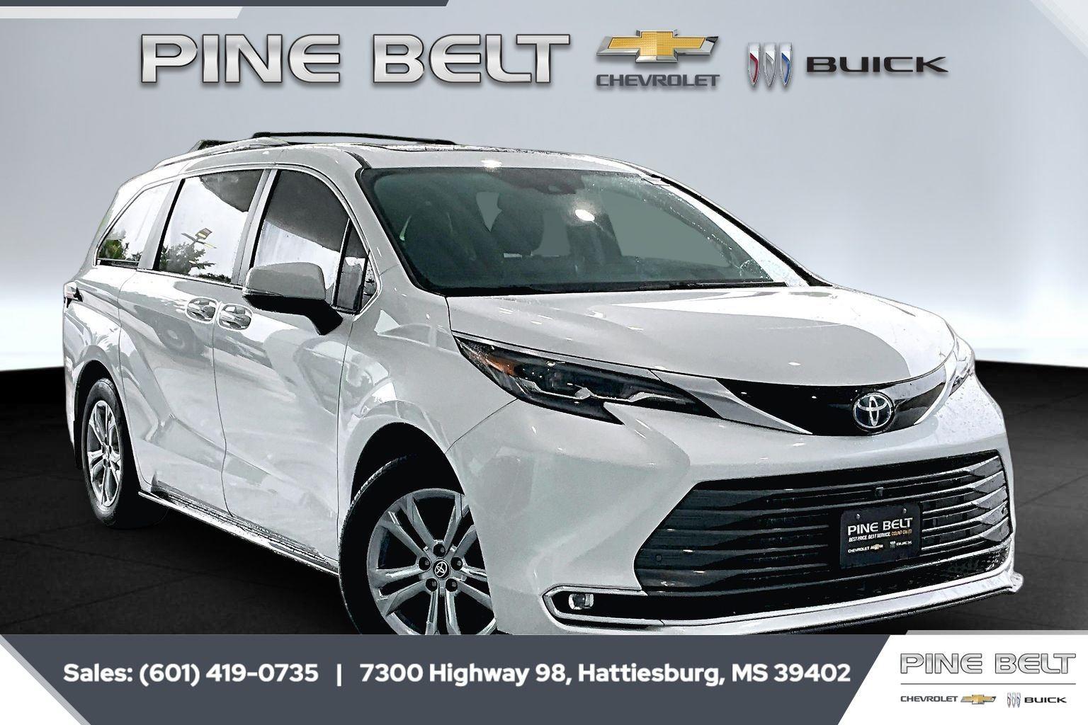 Windchill Pearl 2024 Toyota Sienna Minivan All-Wheel Drive Continuously Variable Transmission