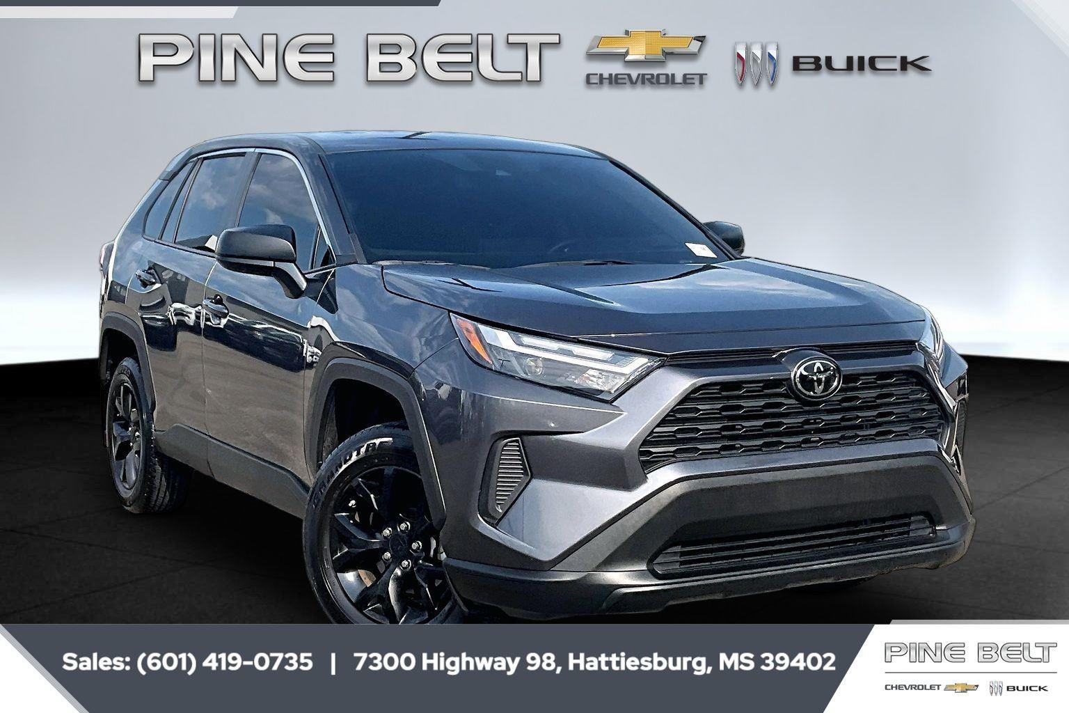  2024 Toyota RAV4 LE FWD   