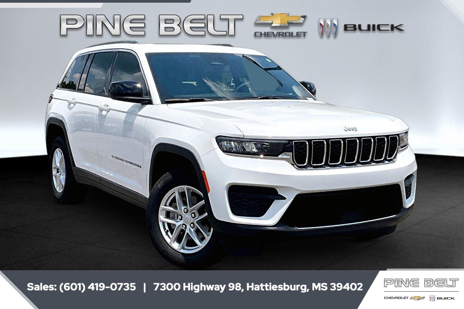 Bright White Clearcoat 2024 Jeep Grand Cherokee SUV / Crossover 4X2 8-Speed Automatic