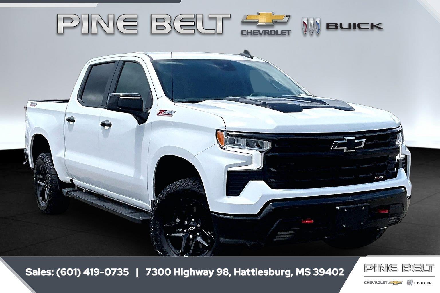 Summit White 2023 Chevrolet Silverado 1500 Pickup Truck Four-Wheel Drive Automatic