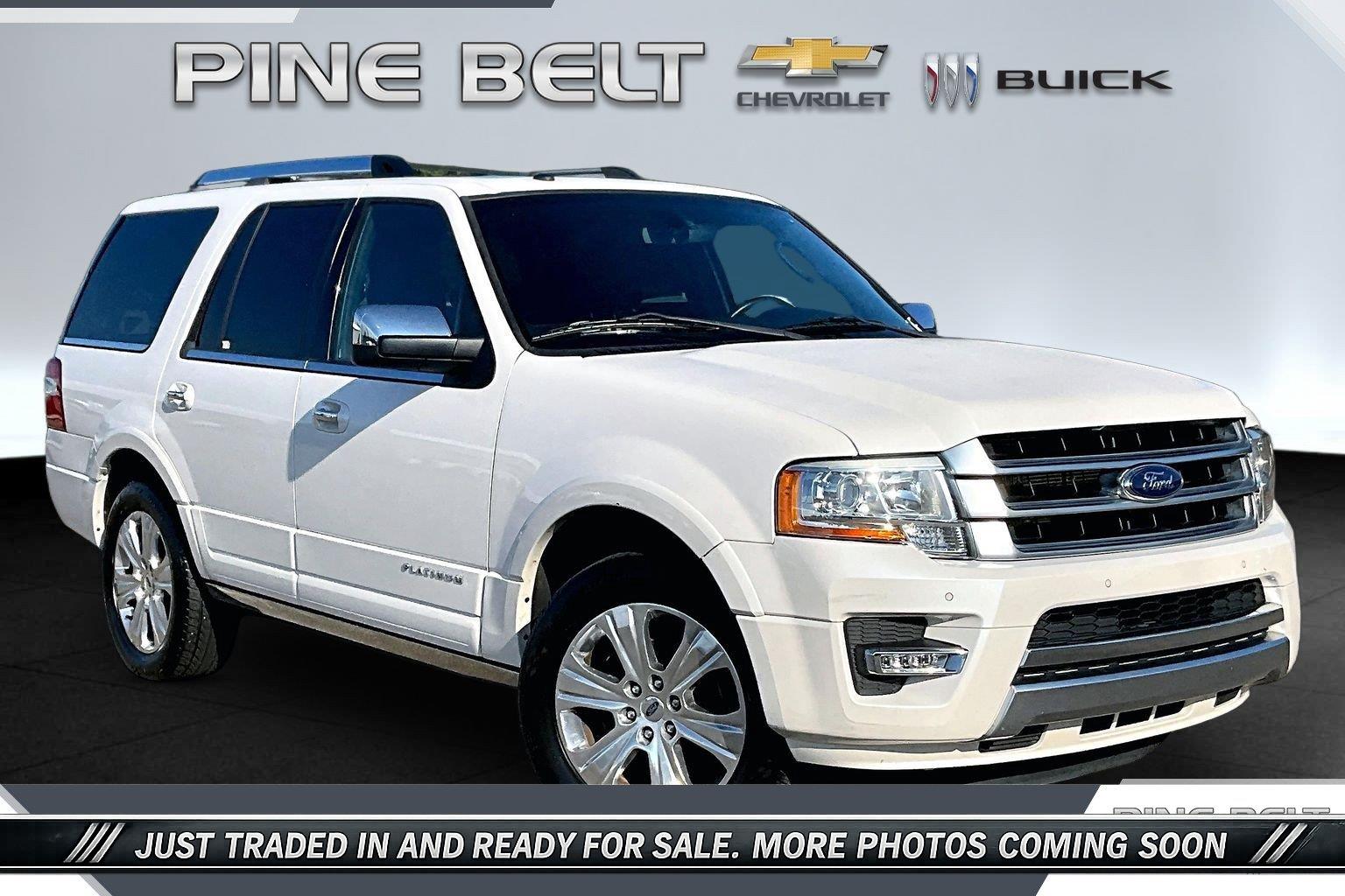 White Platinum Metallic Tri-Coat 2016 Ford Expedition SUV / Crossover 4X2 6-Speed Automatic